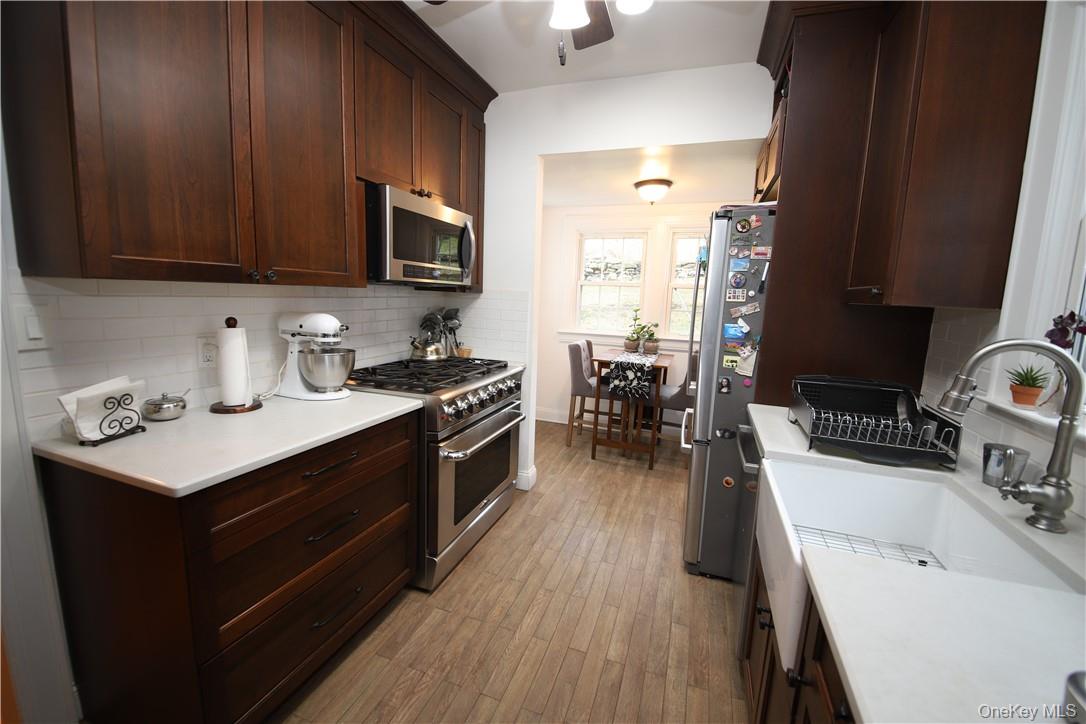 15 Beacon Hill Road, Ardsley, NY 10502