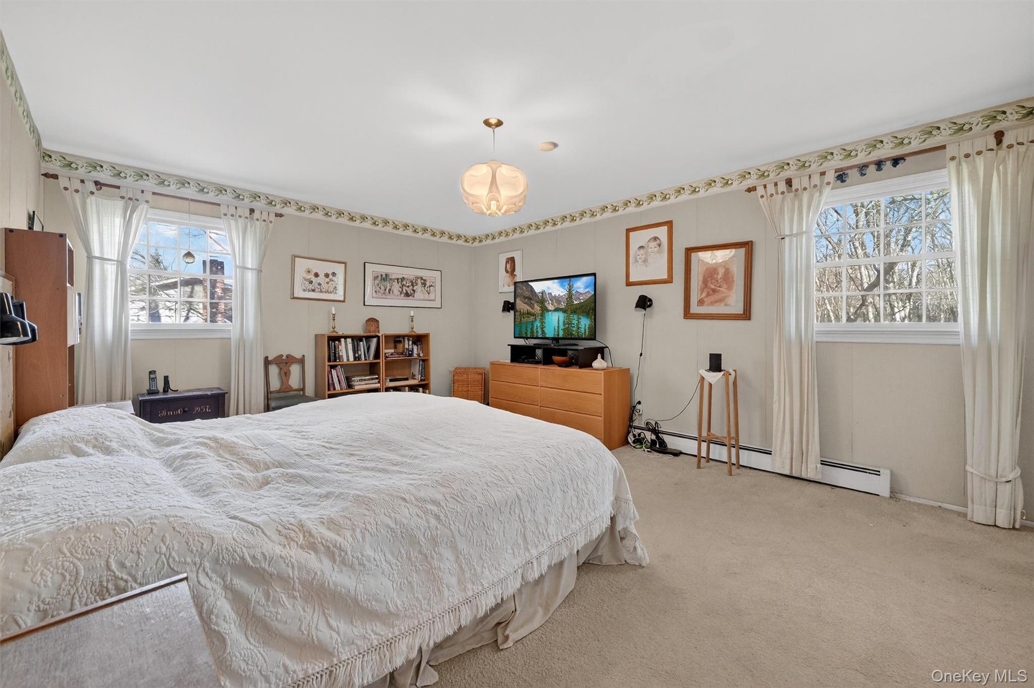 38 E Mayer Drive, Suffern, NY 10901