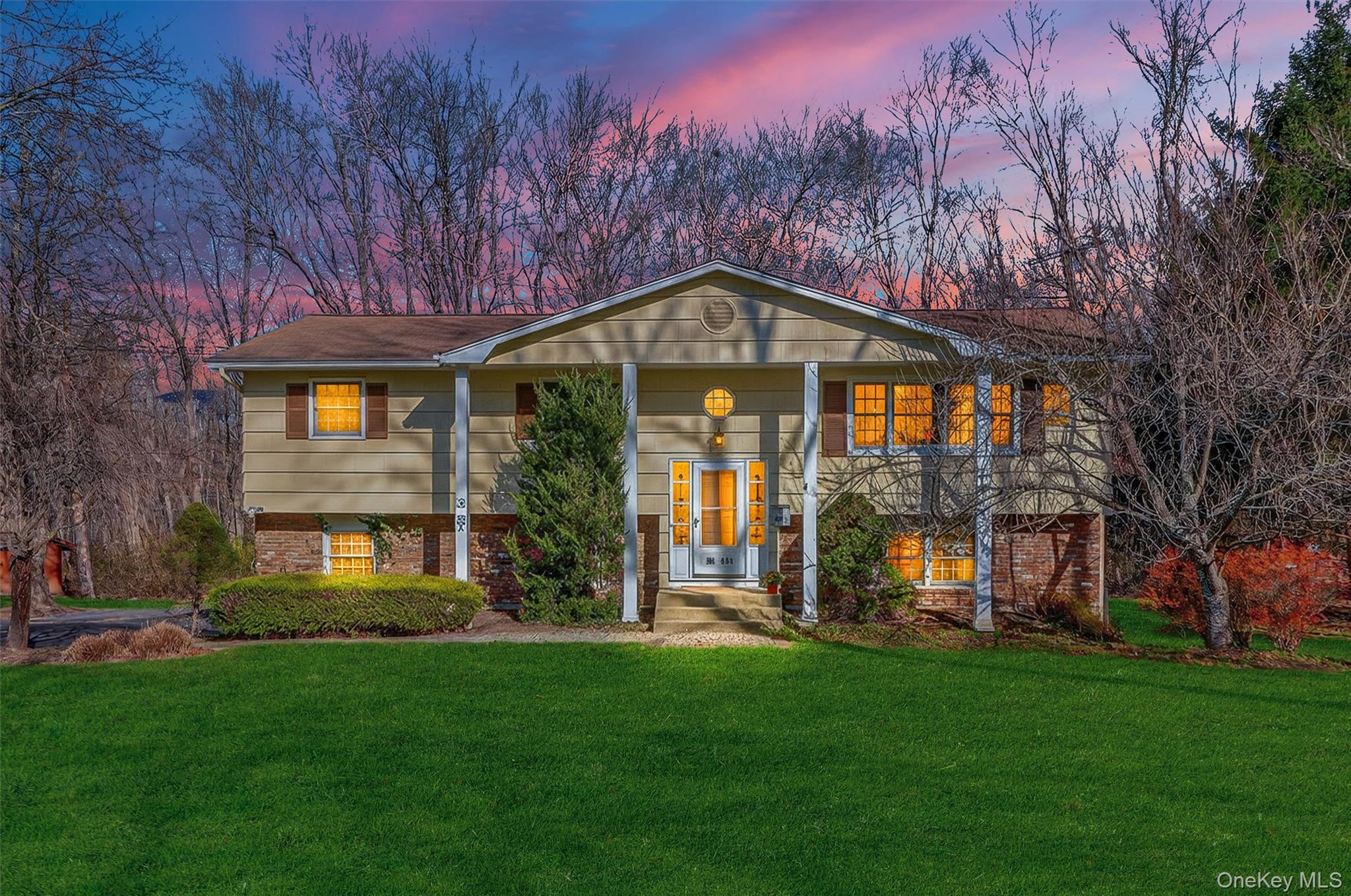 38 E Mayer Drive, Suffern, NY 10901