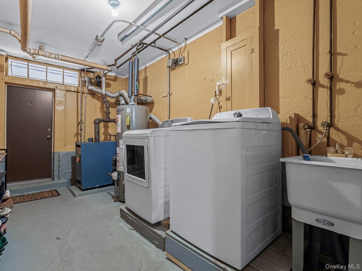 173-17 Sayers Avenue, Addisleigh Park, NY 11433