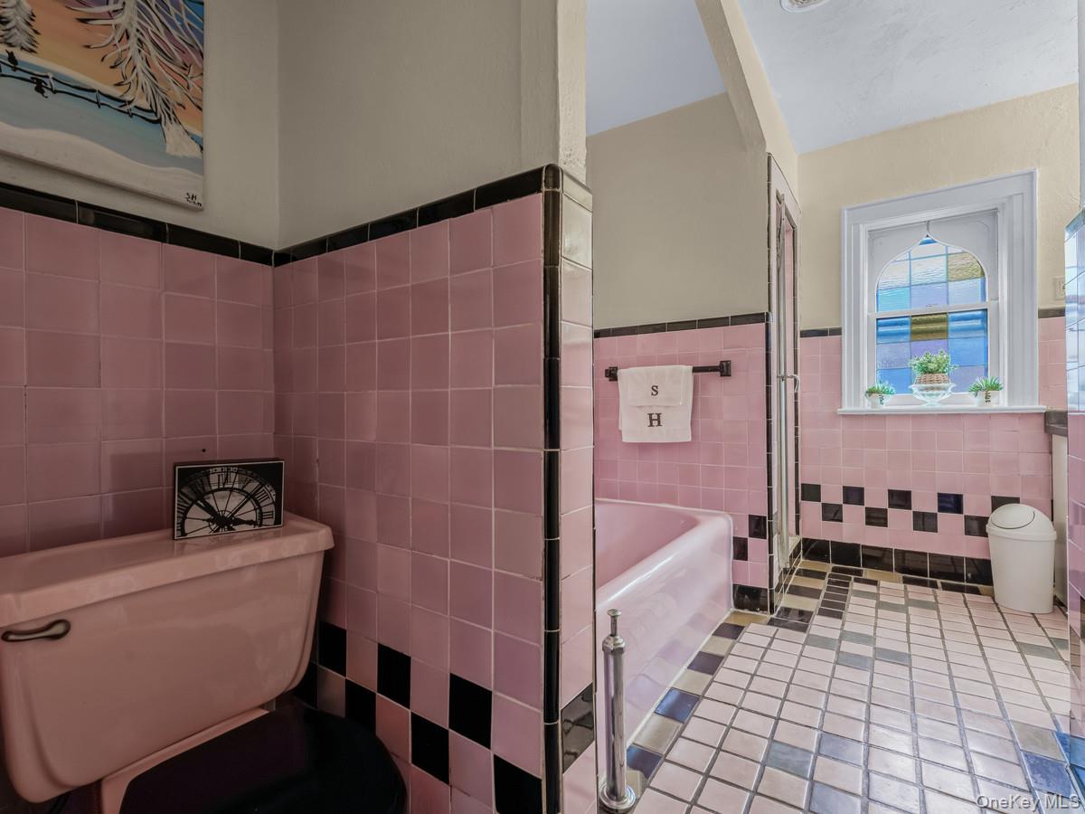 173-17 Sayers Avenue, Addisleigh Park, NY 11433