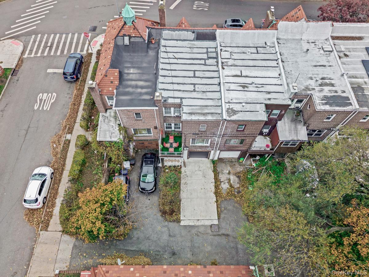 173-17 Sayers Avenue, Addisleigh Park, NY 11433