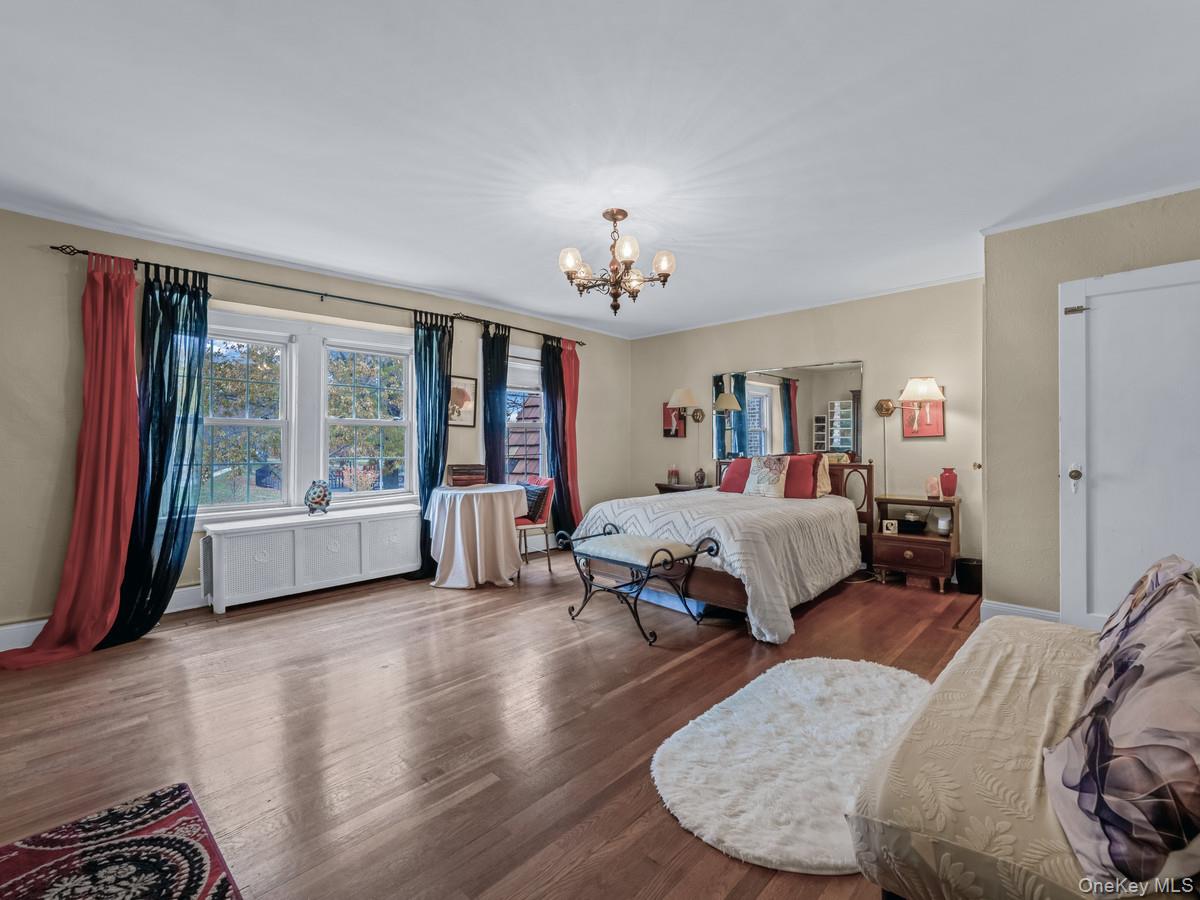 173-17 Sayers Avenue, Addisleigh Park, NY 11433