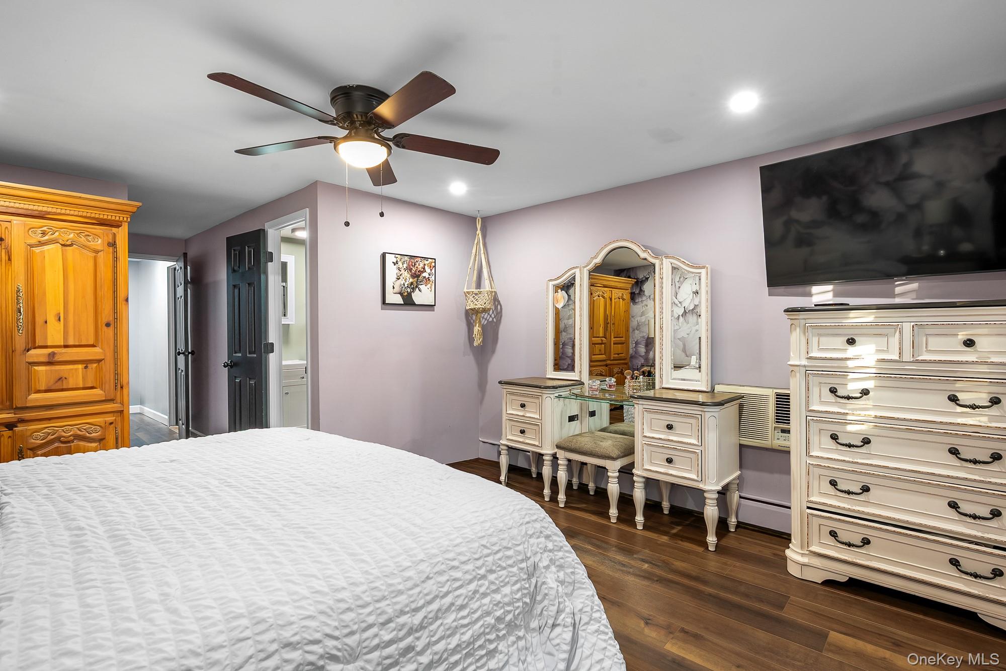 19 Corvette Road, Selden, NY 11784