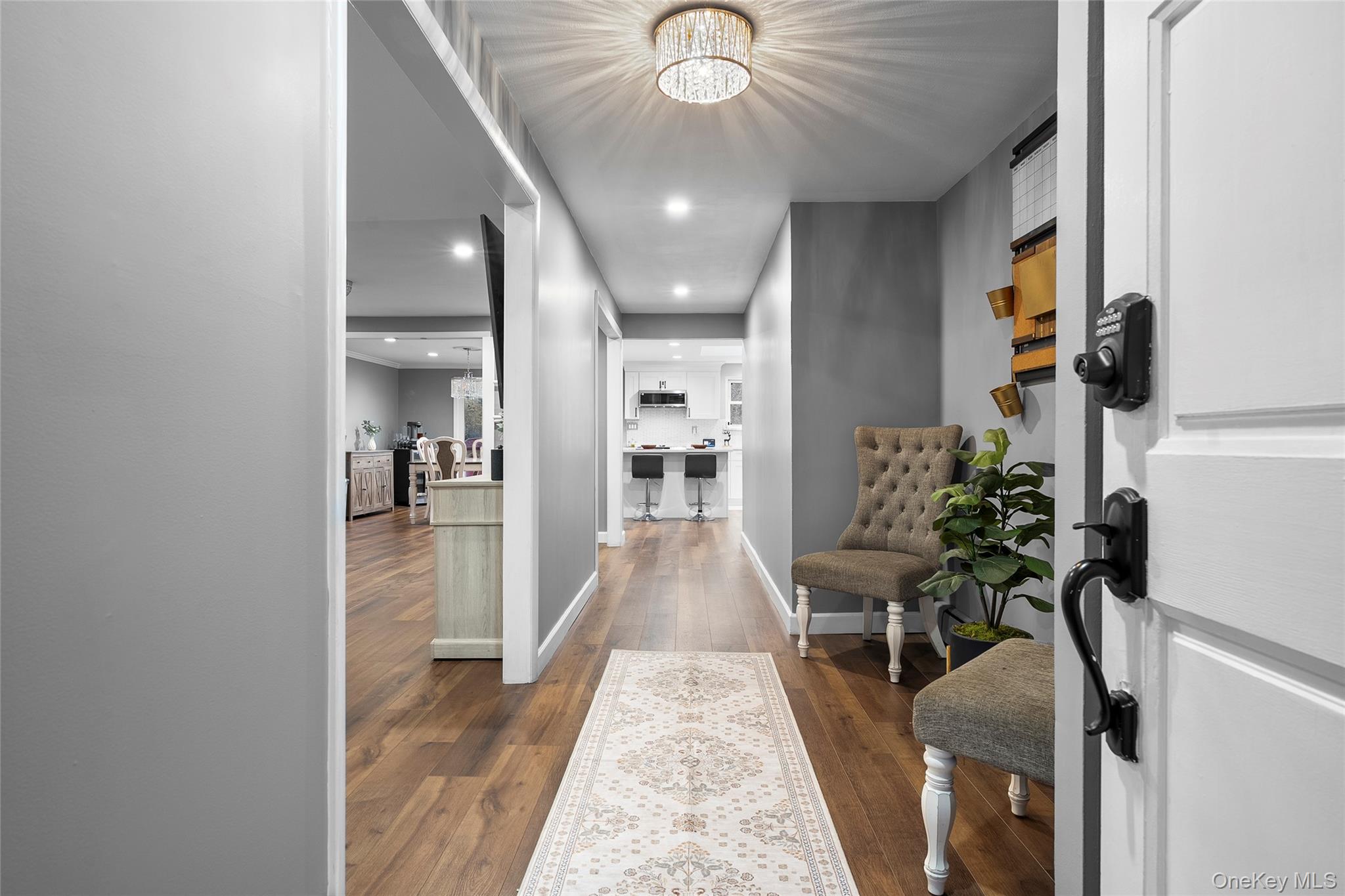 19 Corvette Road, Selden, NY 11784