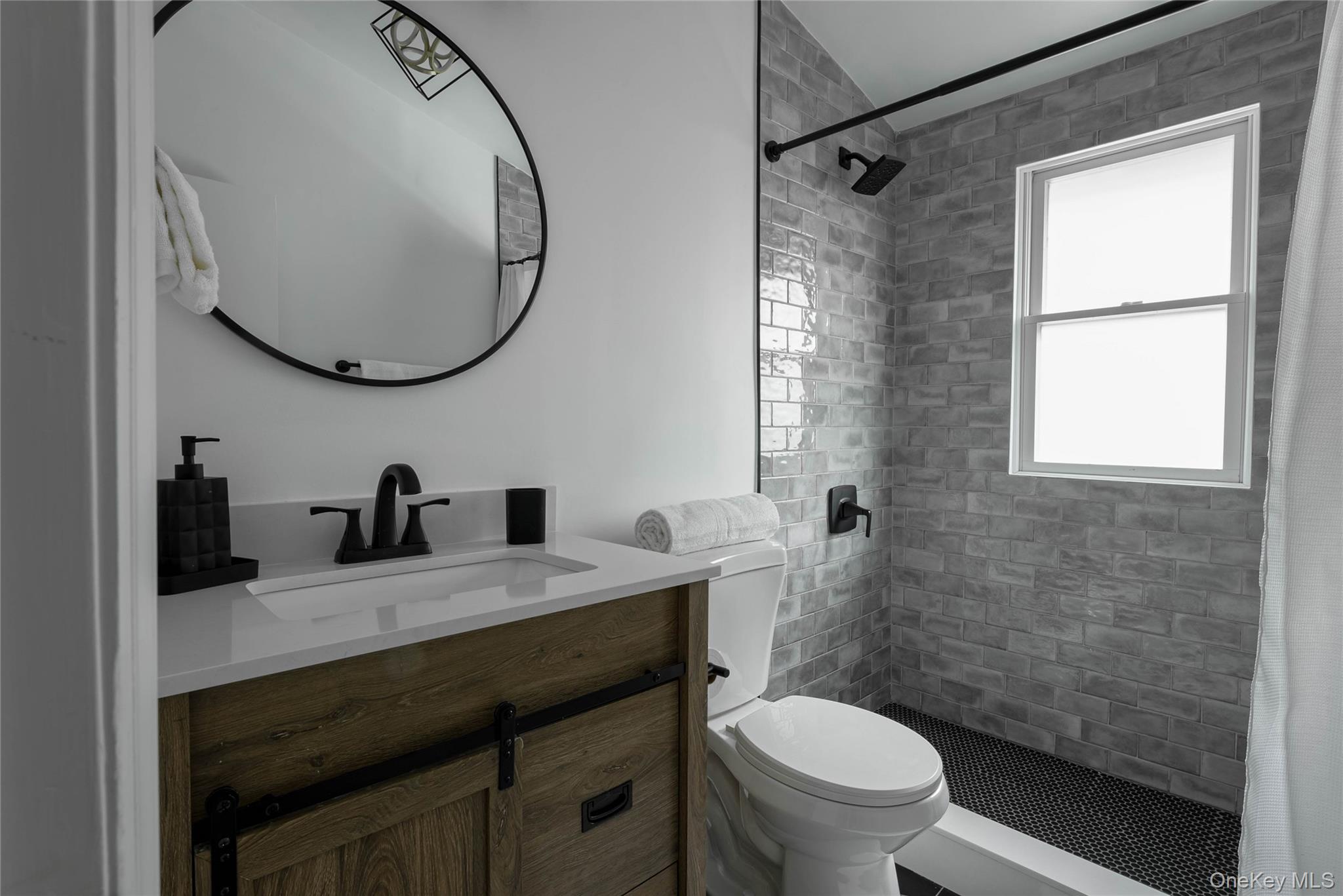 17 Underhill Drive, Southampton, NY 11968