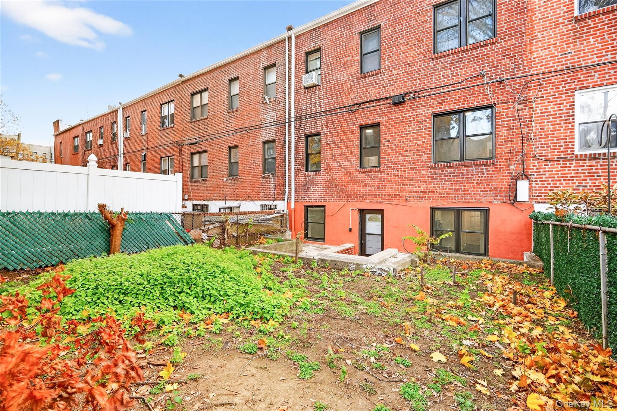 1458 Rowland Street, Bronx, NY 10461