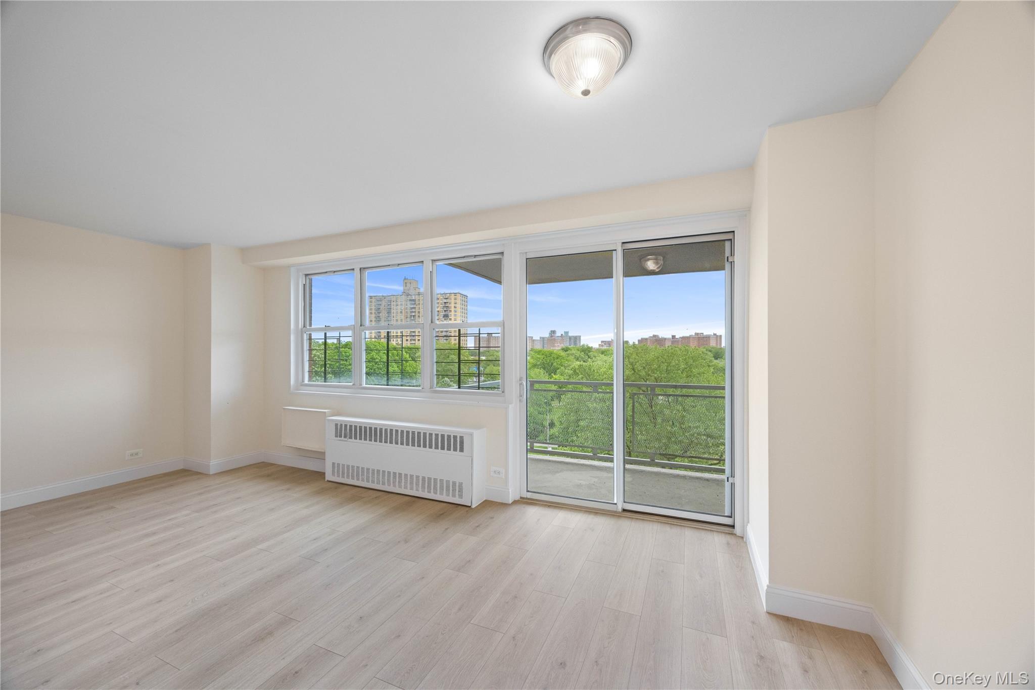 820 Boynton Avenue # 17B, Bronx, NY 10473