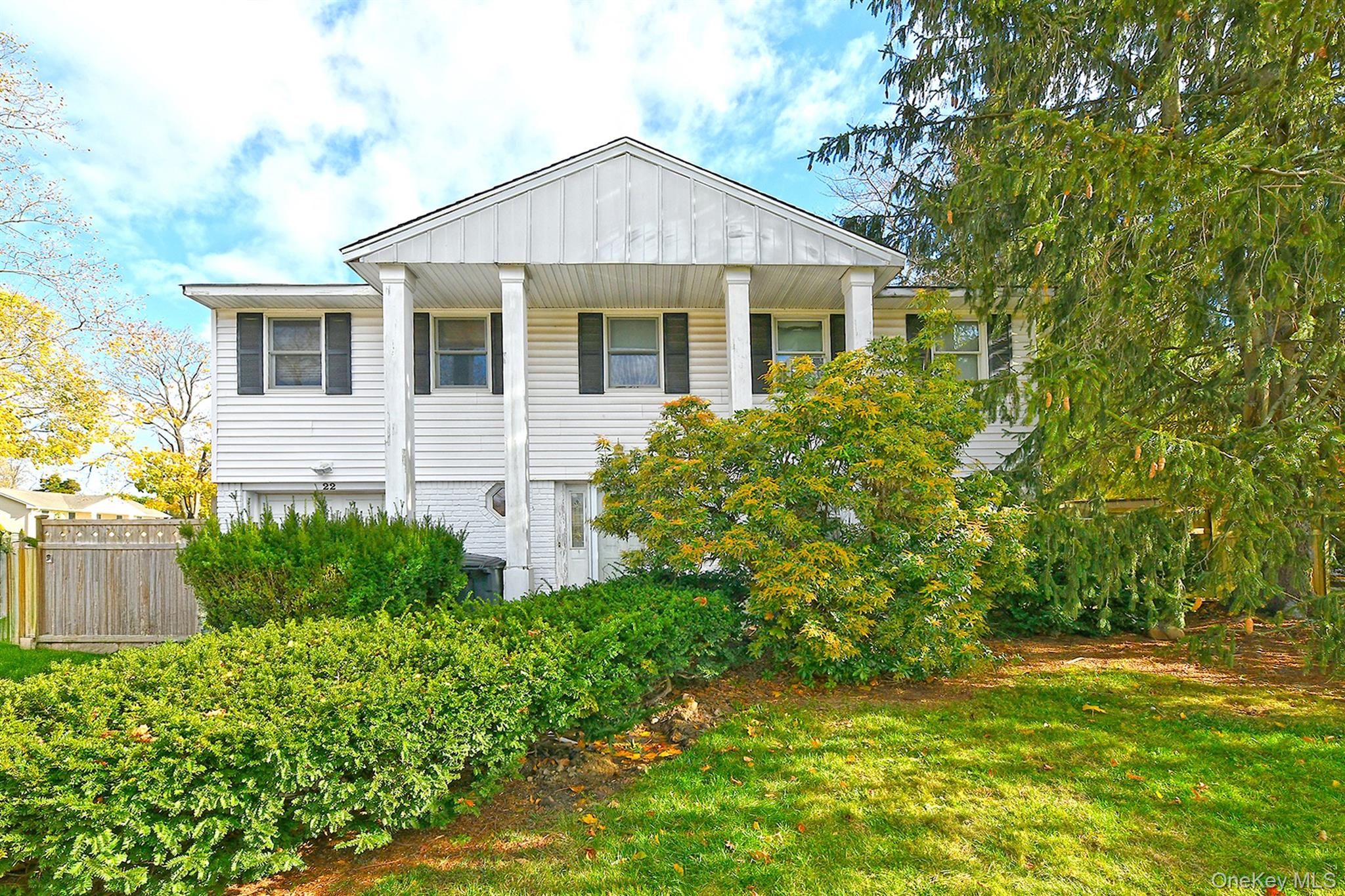 22 Suttonwood Drive, Commack, NY 11725