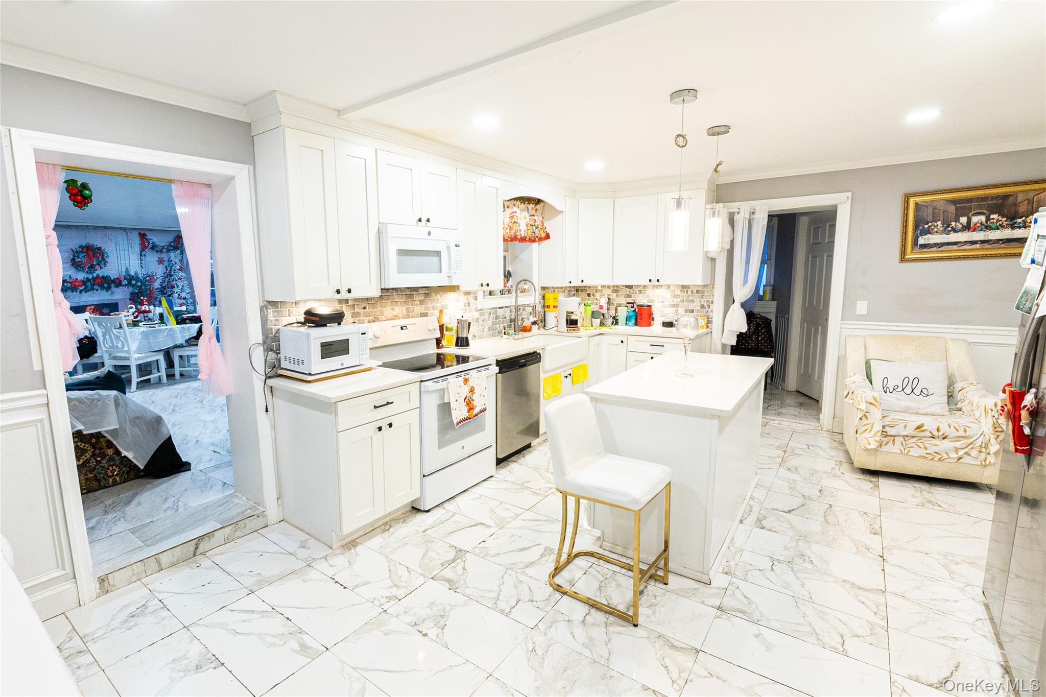 163 Orchard Road, East Patchogue, NY 11772