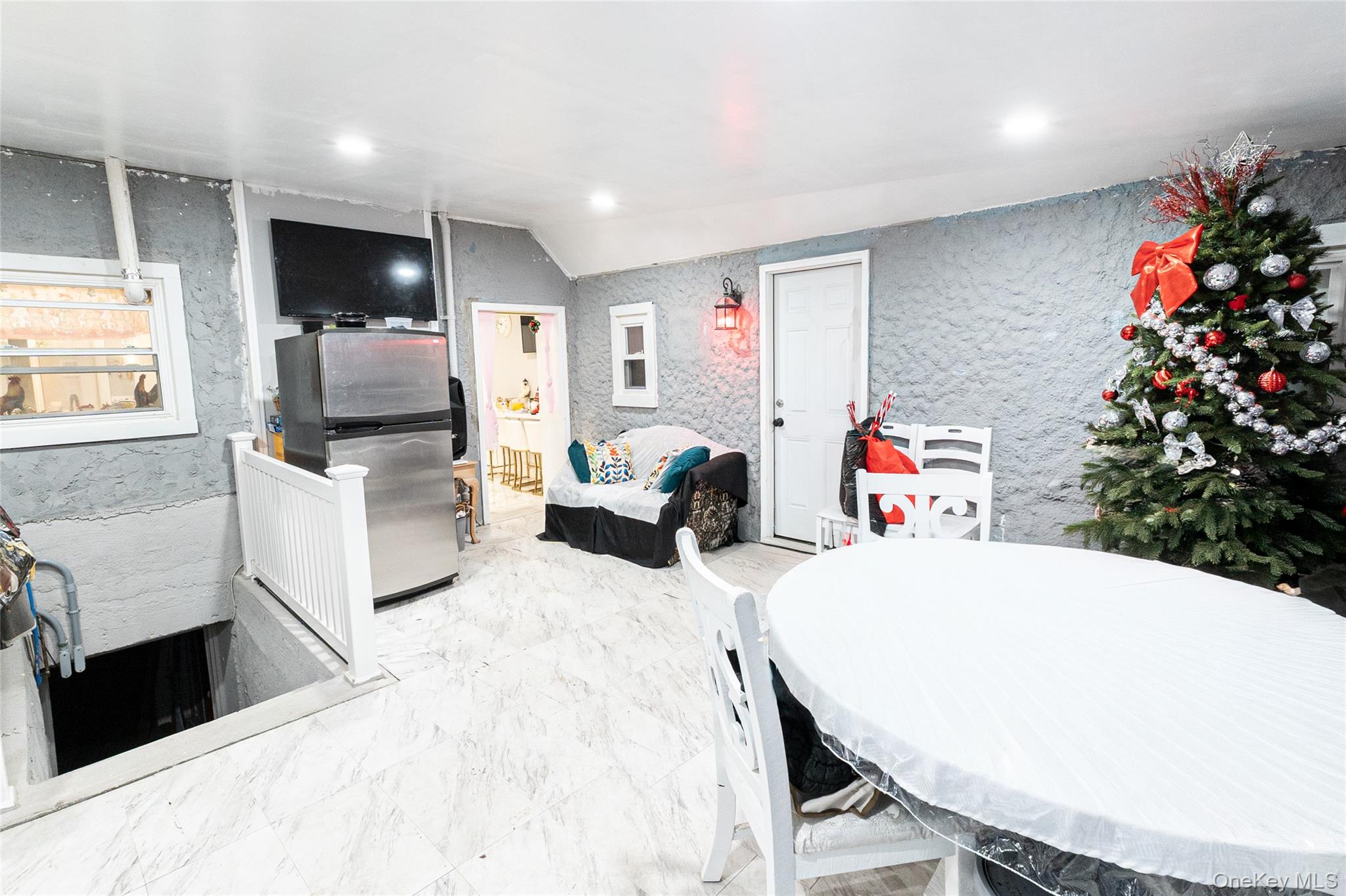 163 Orchard Road, East Patchogue, NY 11772