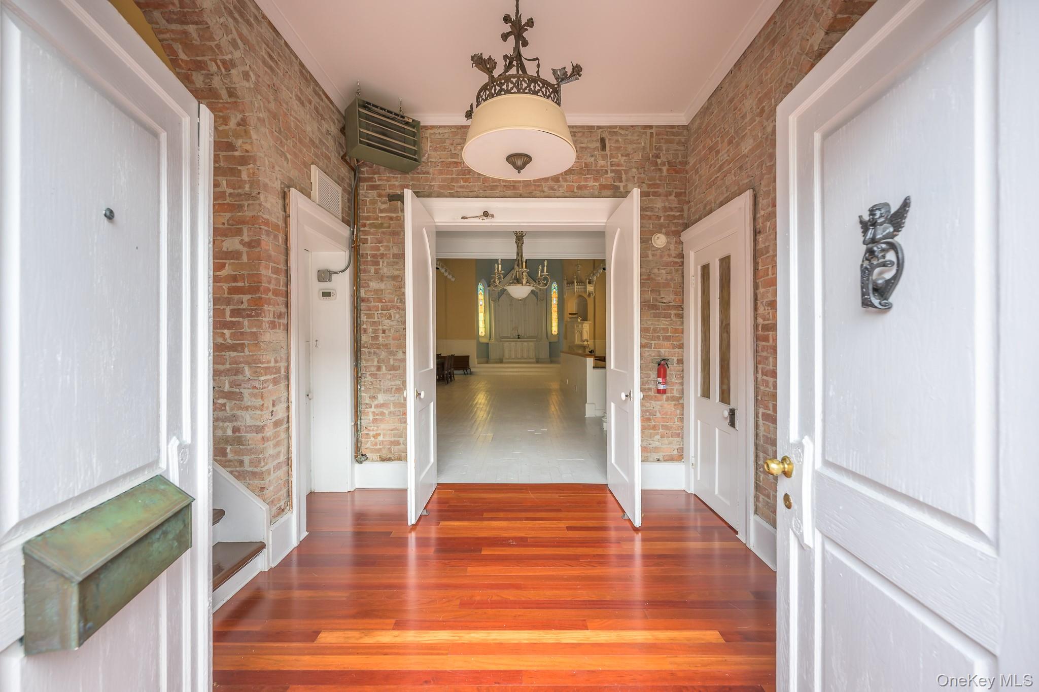 428 State Street, Hudson, NY 12534