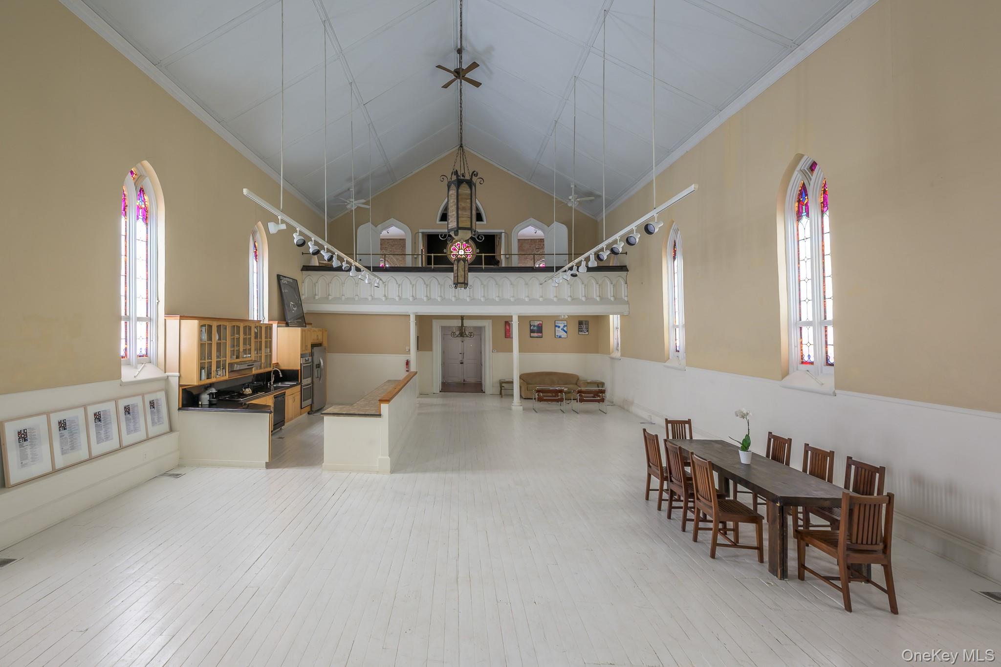 428 State Street, Hudson, NY 12534