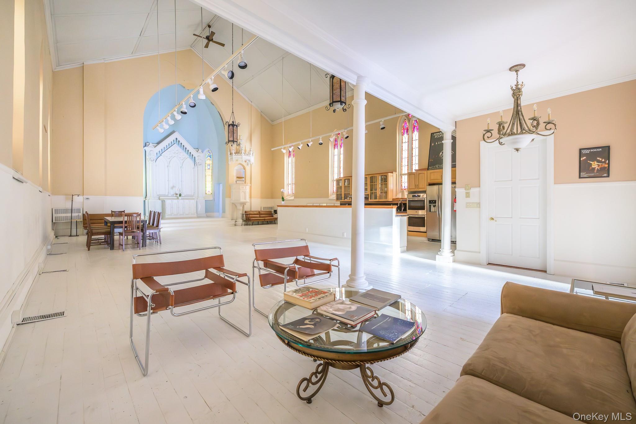 428 State Street, Hudson, NY 12534