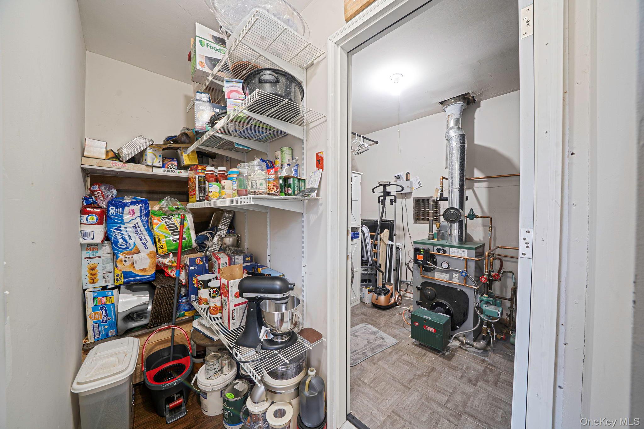 3 Vee Jay Drive, Shoreham, NY 11786