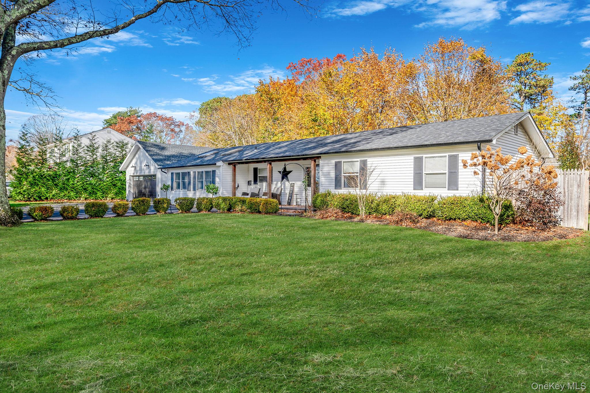 3 Vee Jay Drive, Shoreham, NY 11786