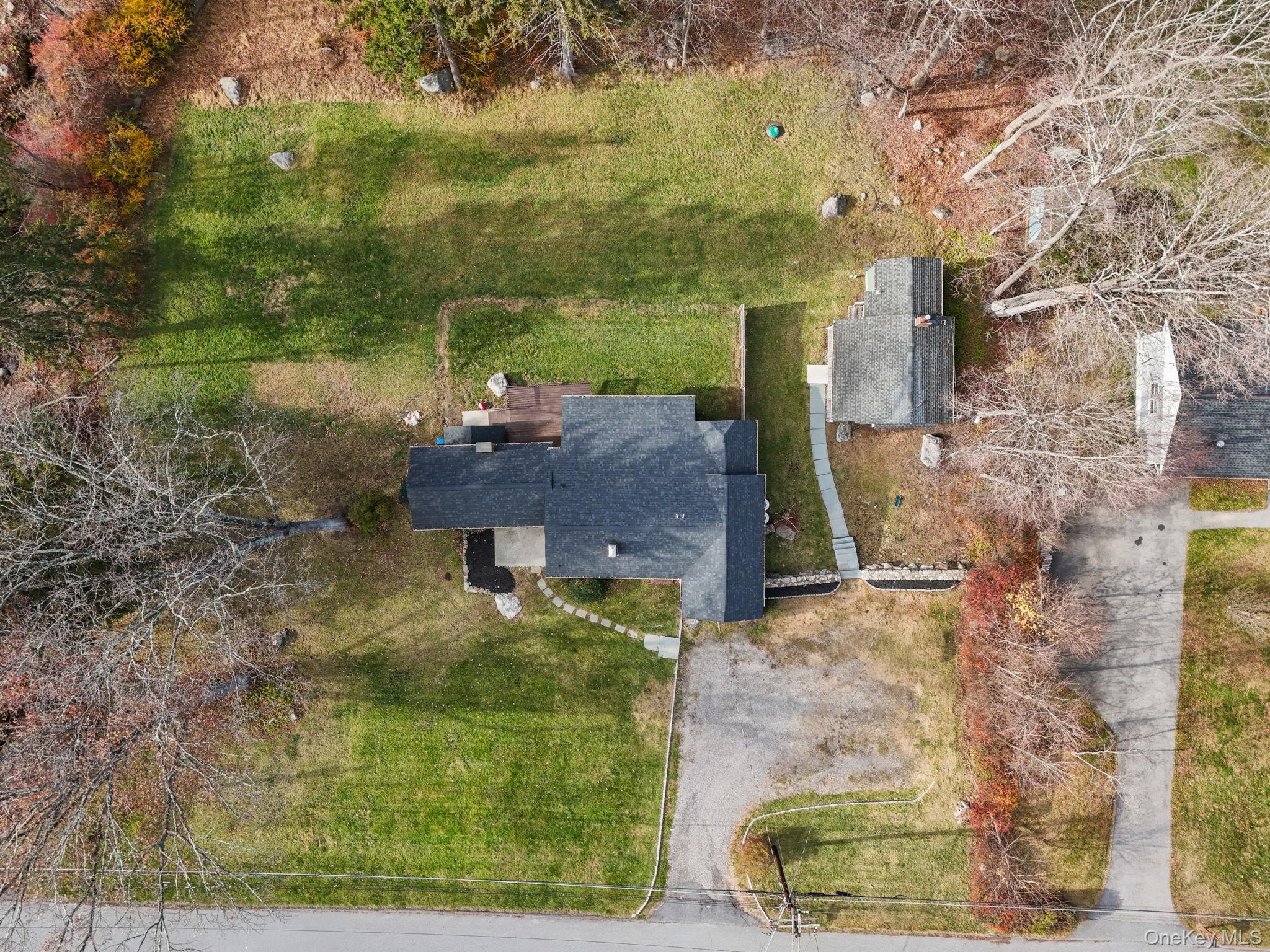 18 Lakeview Road, Carmel, NY 10512