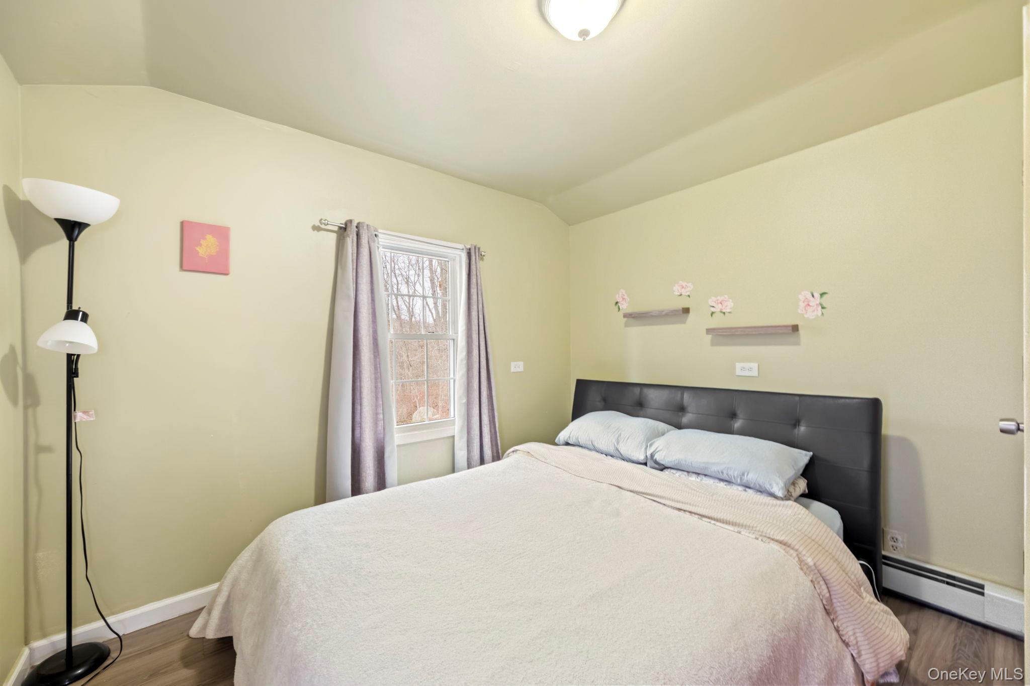 18 Lakeview Road, Carmel, NY 10512