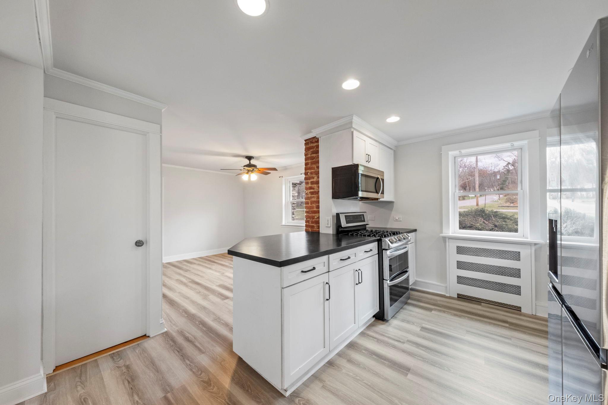 18 Lakeview Road, Carmel, NY 10512