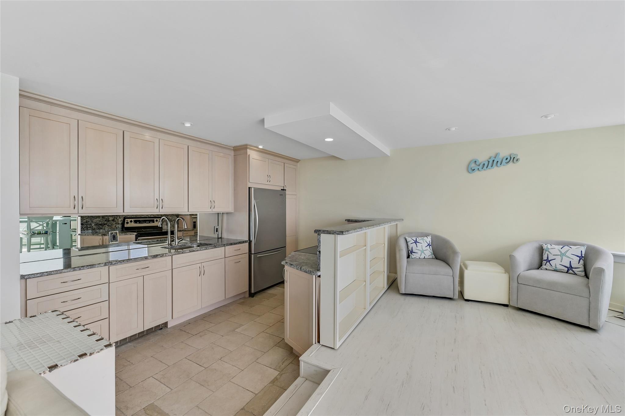 265 Dune Road # 68, Westhampton Beach, NY 11978