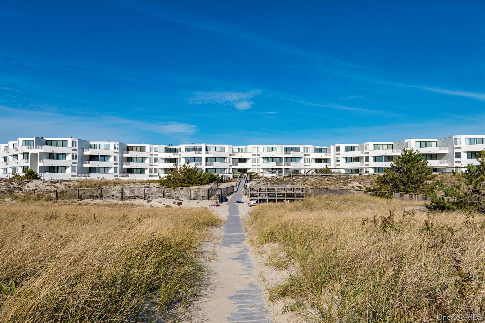 265 Dune Road # 68, Westhampton Beach, NY 11978