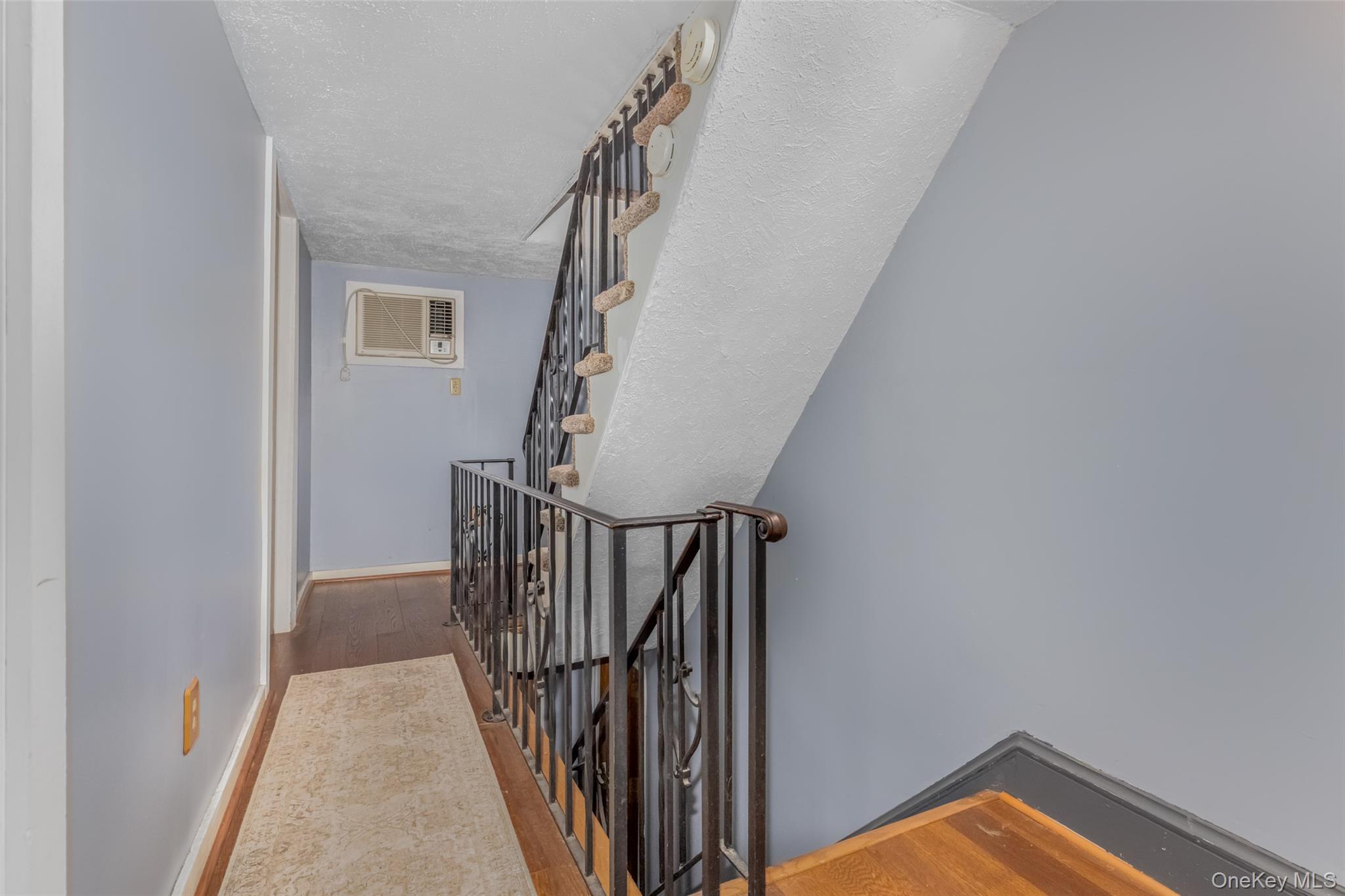 1896 Route 44 55, Modena, NY 12548