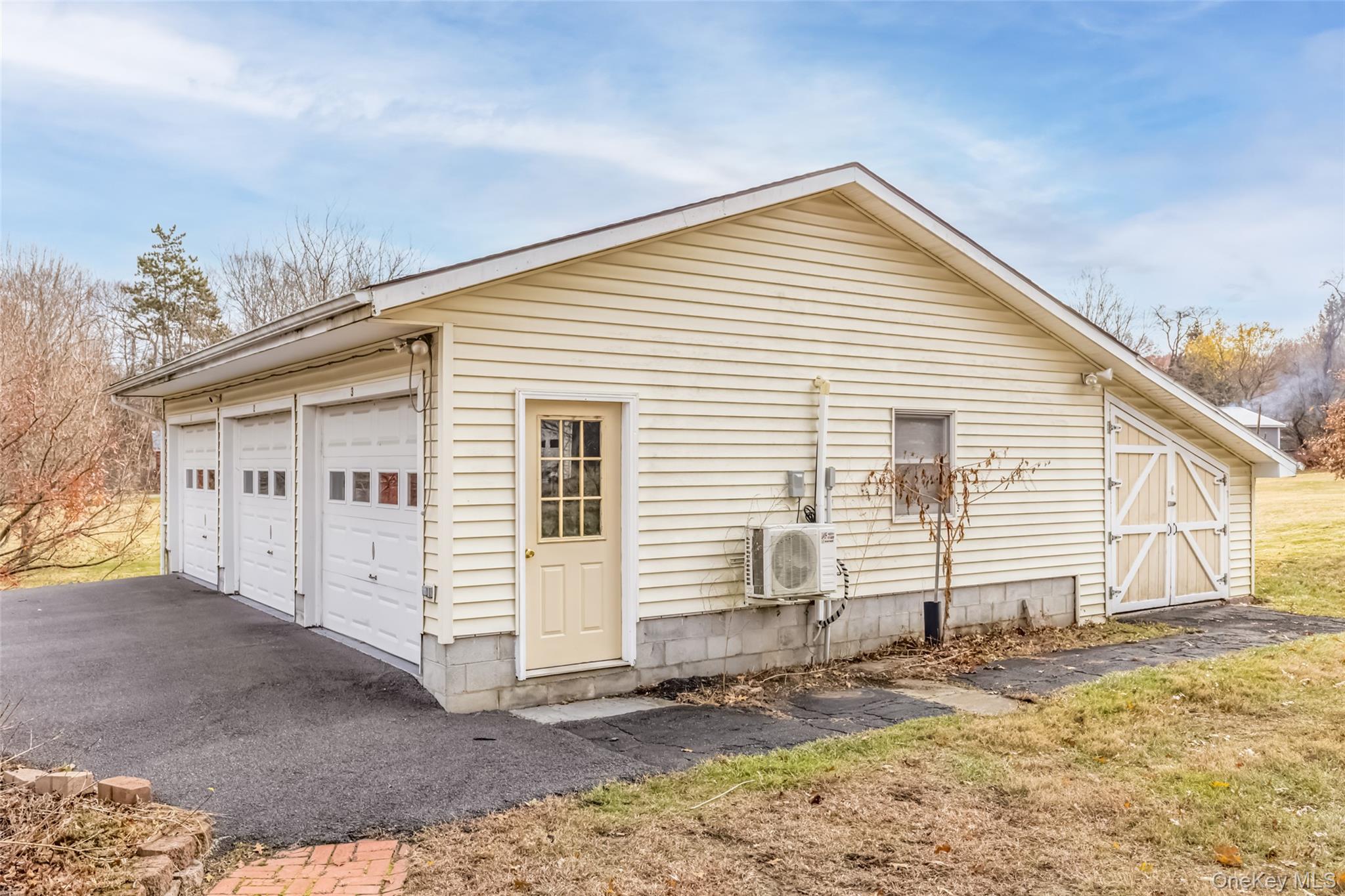 1896 Route 44 55, Modena, NY 12548