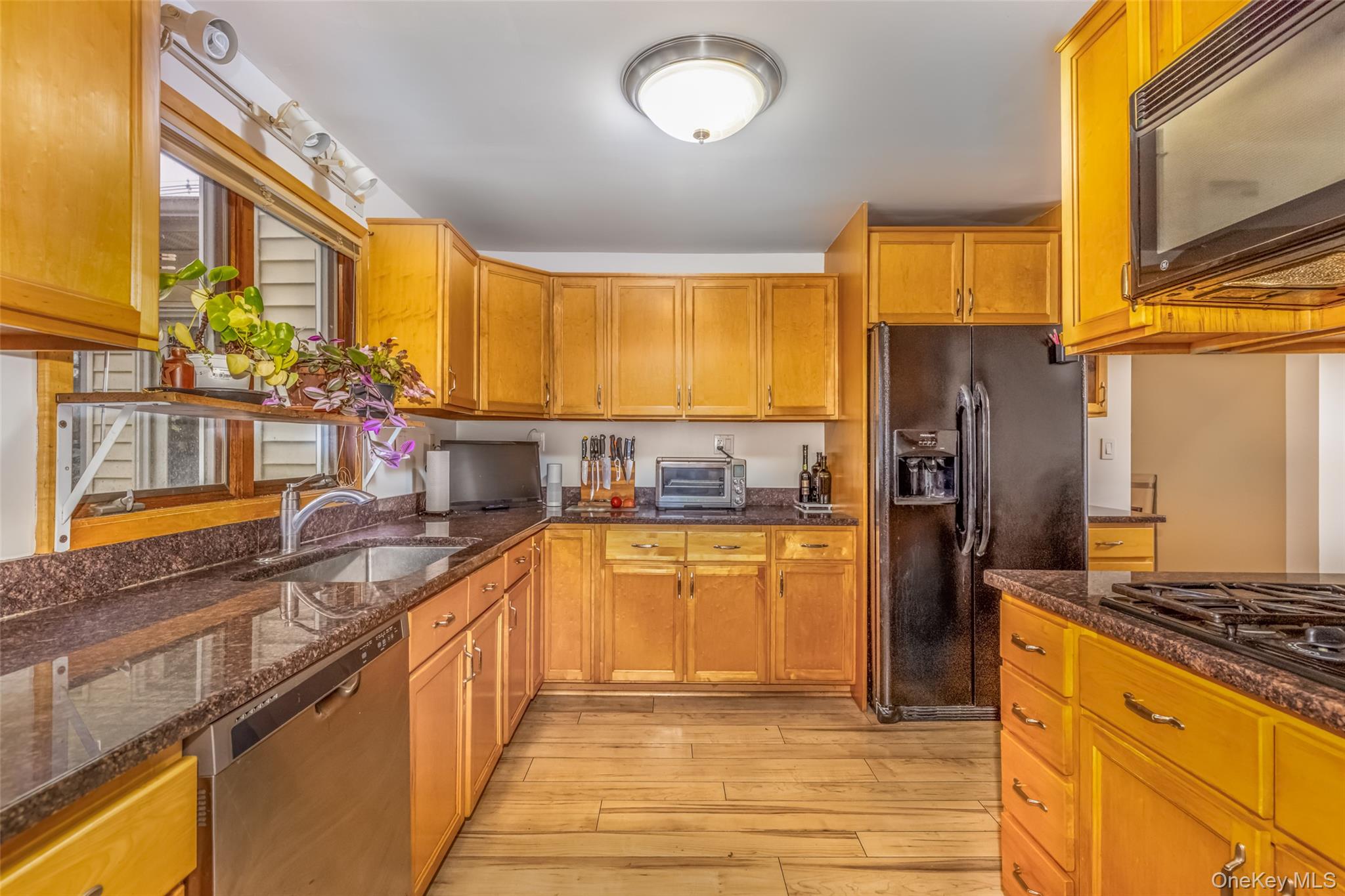 1896 Route 44 55, Modena, NY 12548