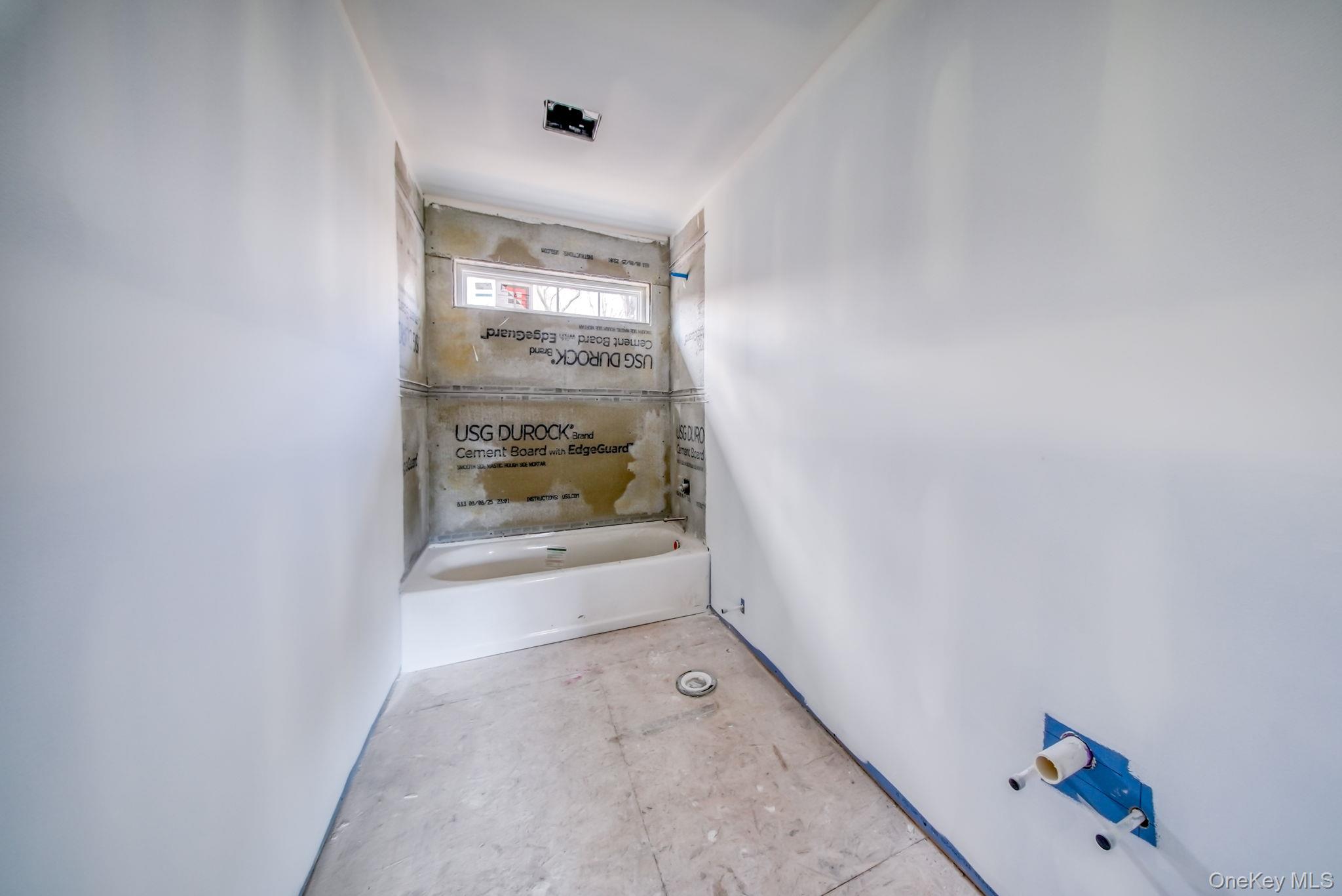 48 W Corbett Road, Montgomery, NY 12549