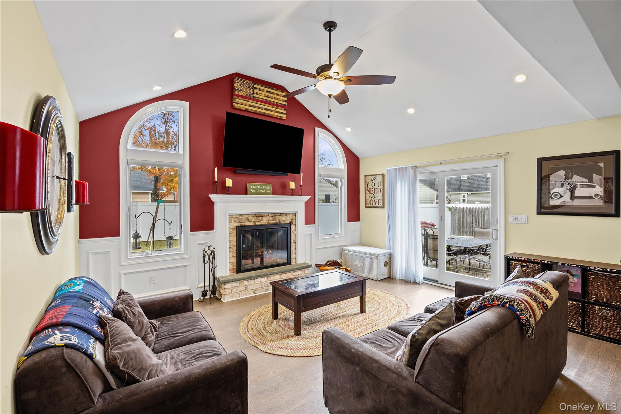 37 Beachwood Drive, Babylon, NY 11702