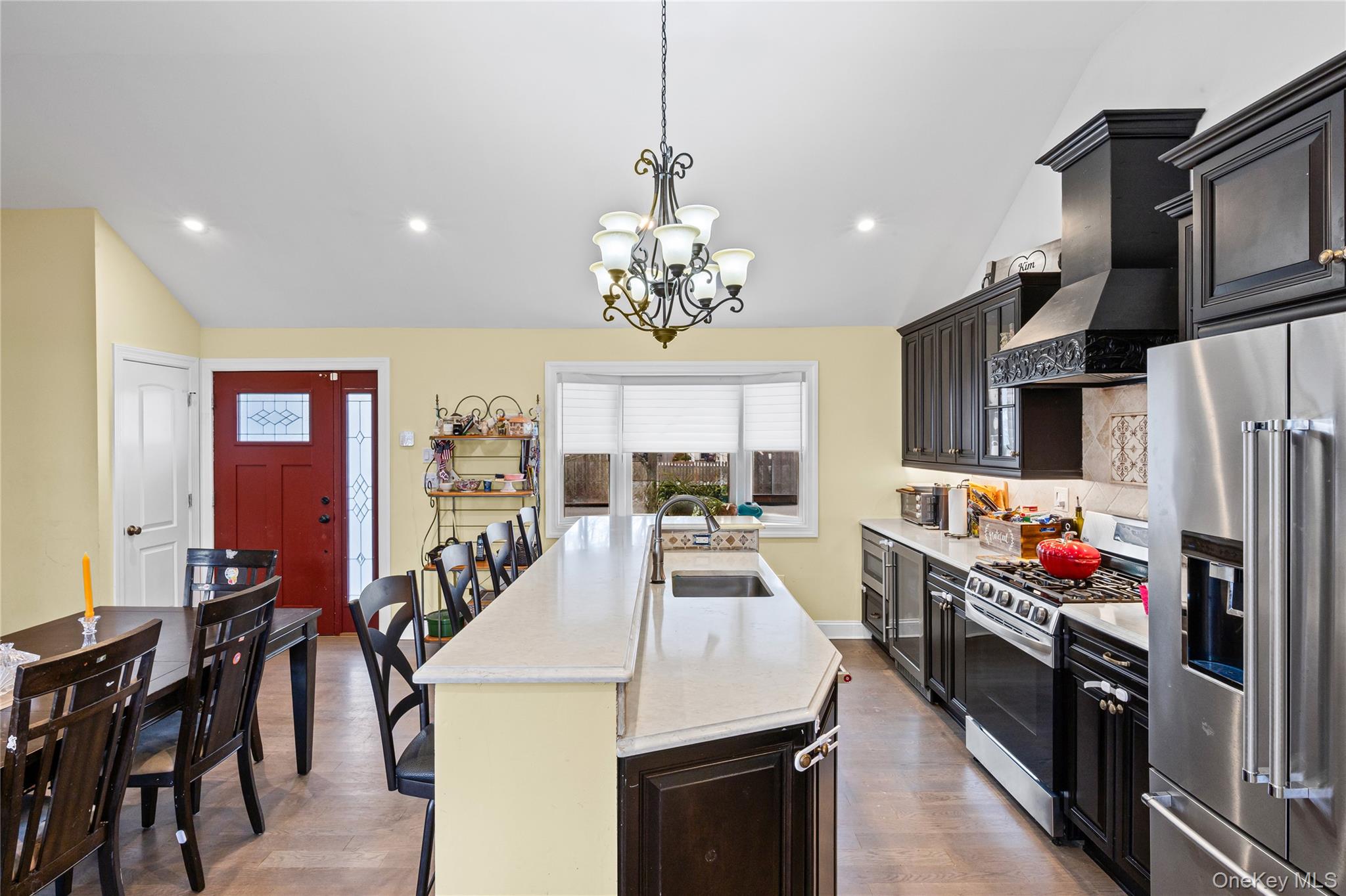 37 Beachwood Drive, Babylon, NY 11702