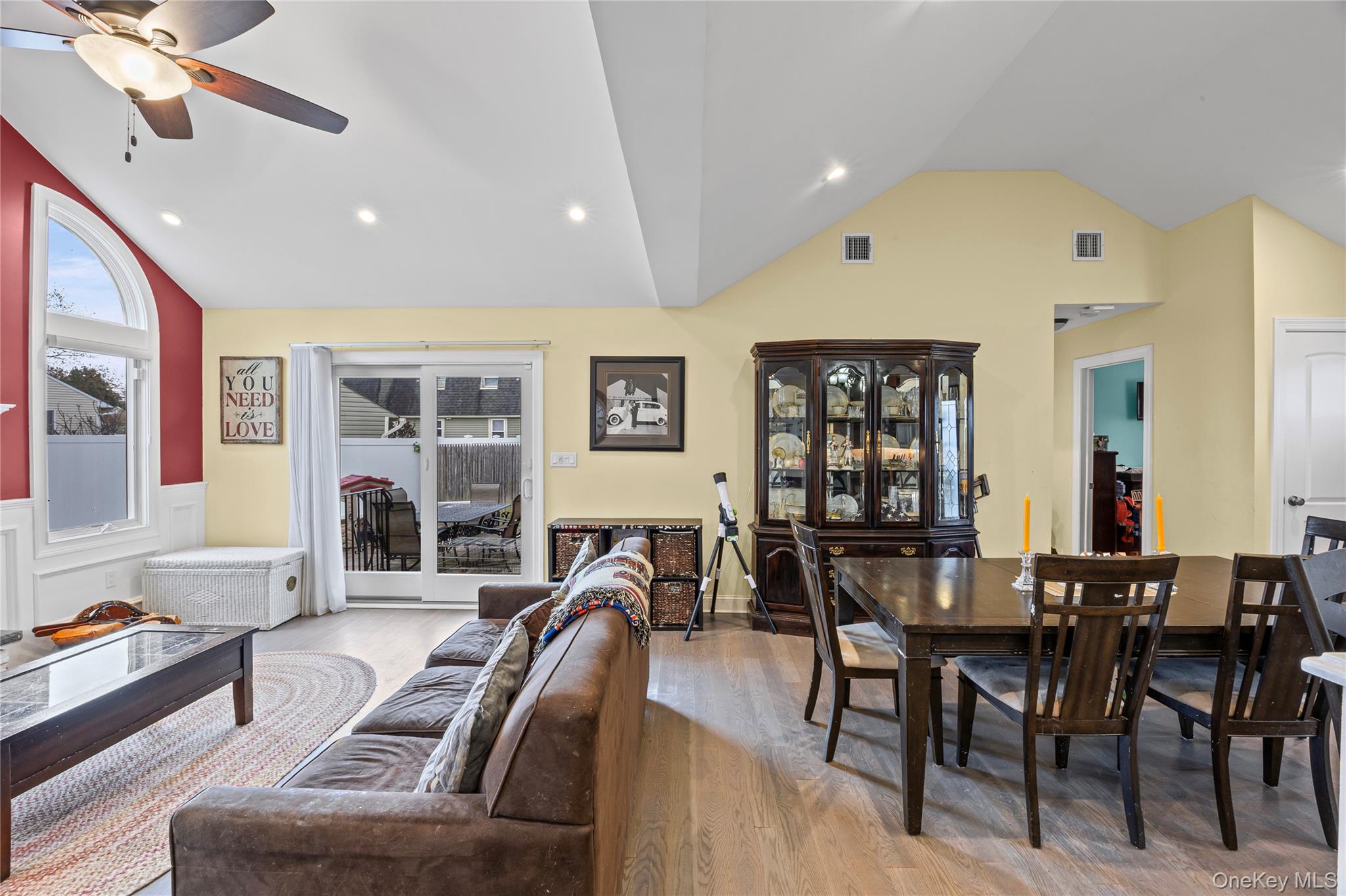 37 Beachwood Drive, Babylon, NY 11702