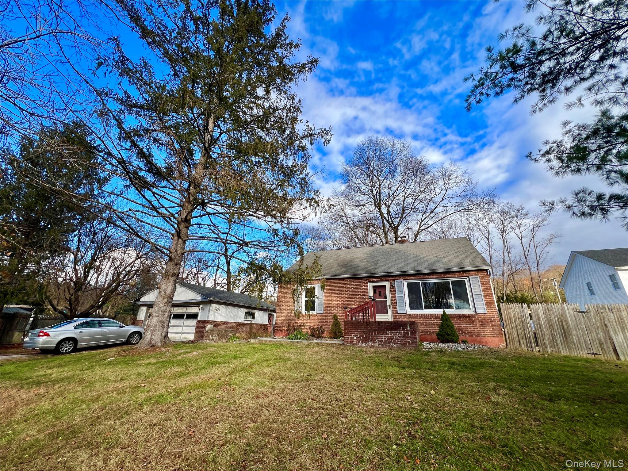 3 Davis Road, Poughkeepsie, NY 12603