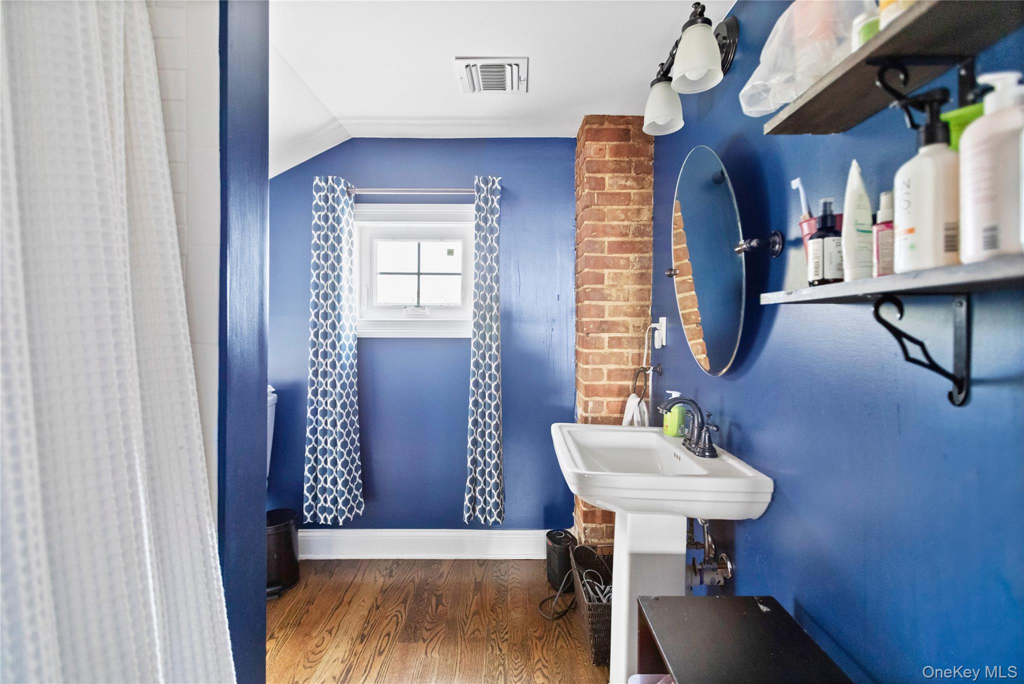 10 Maple Avenue, Patchogue, NY 11772