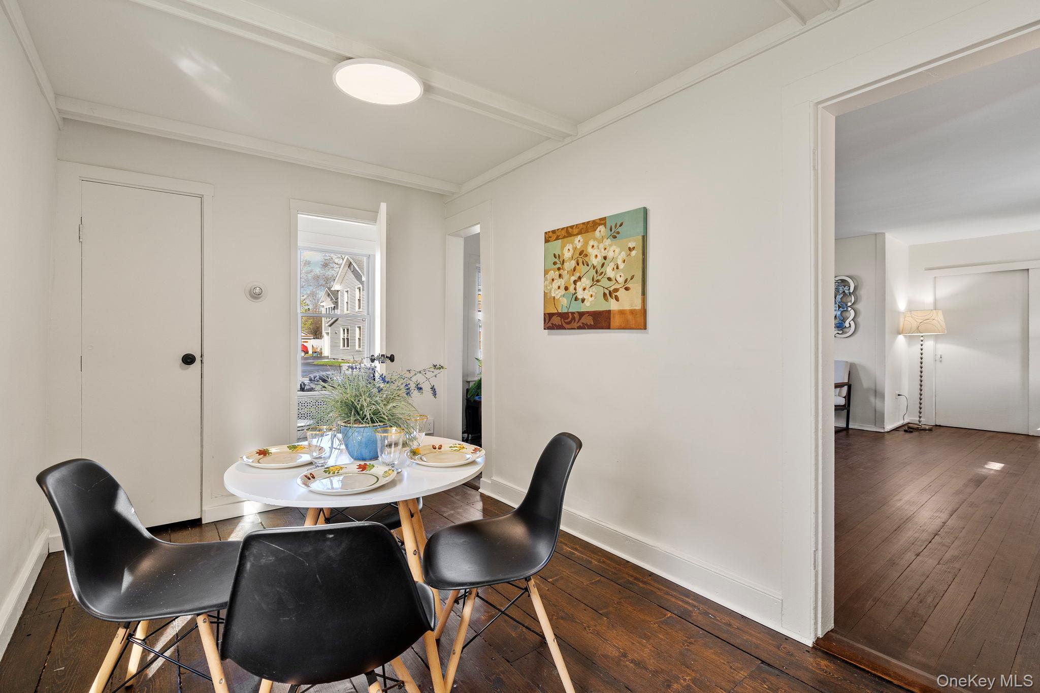 10 Albertson Street, Hyde Park, NY 12538