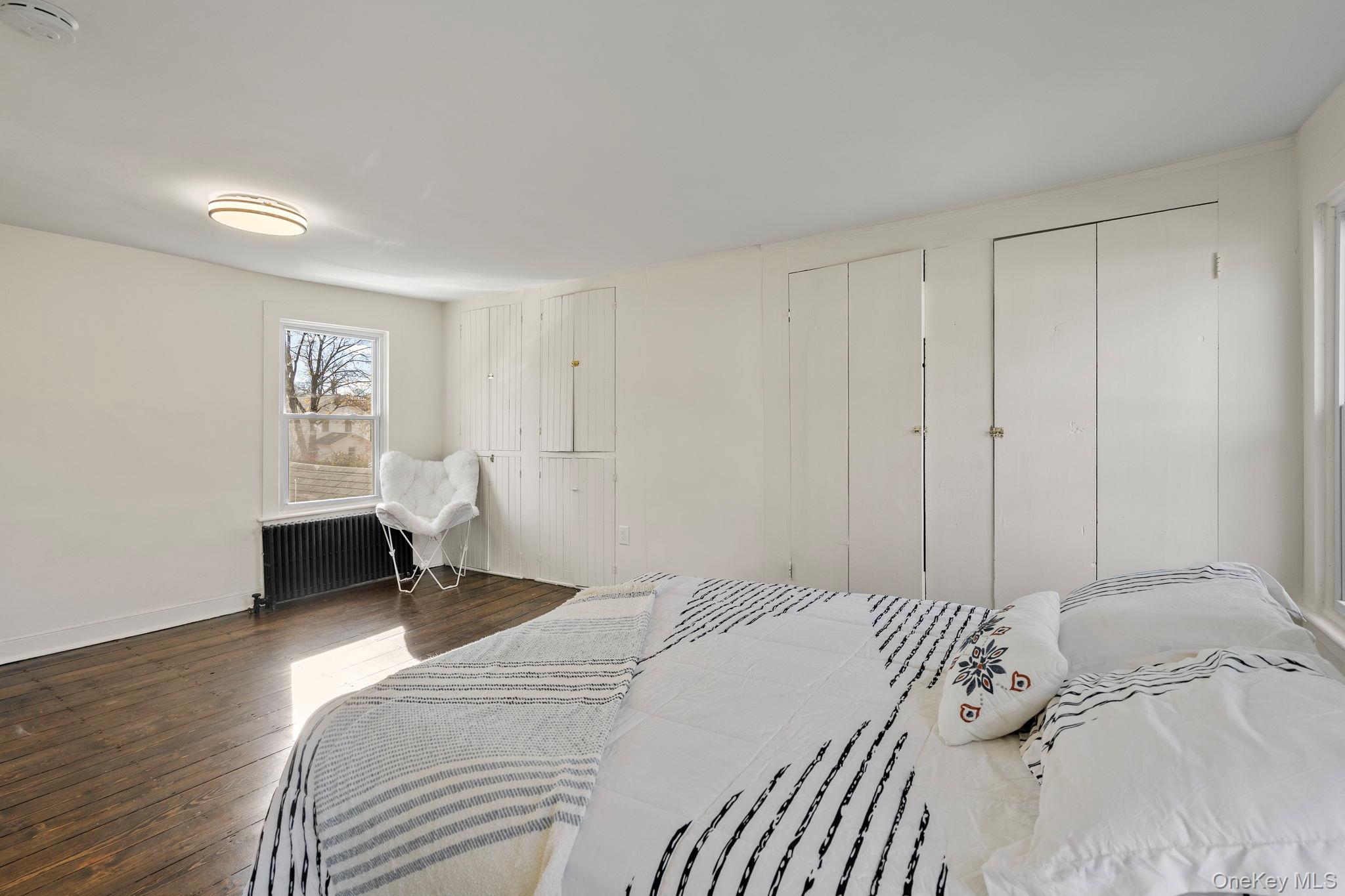 10 Albertson Street, Hyde Park, NY 12538