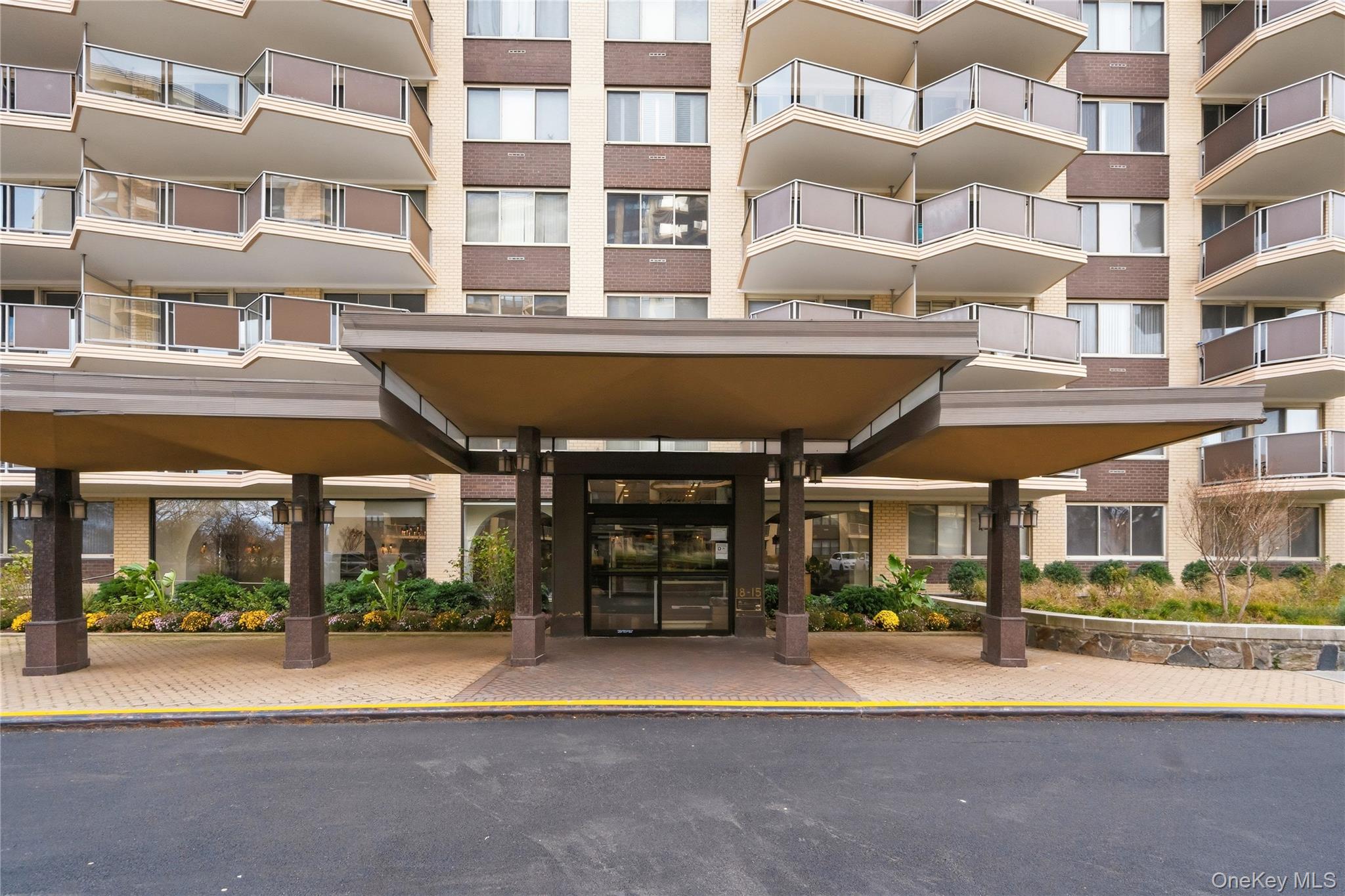 18-15 215th Street # 14S, Bayside, NY 11360