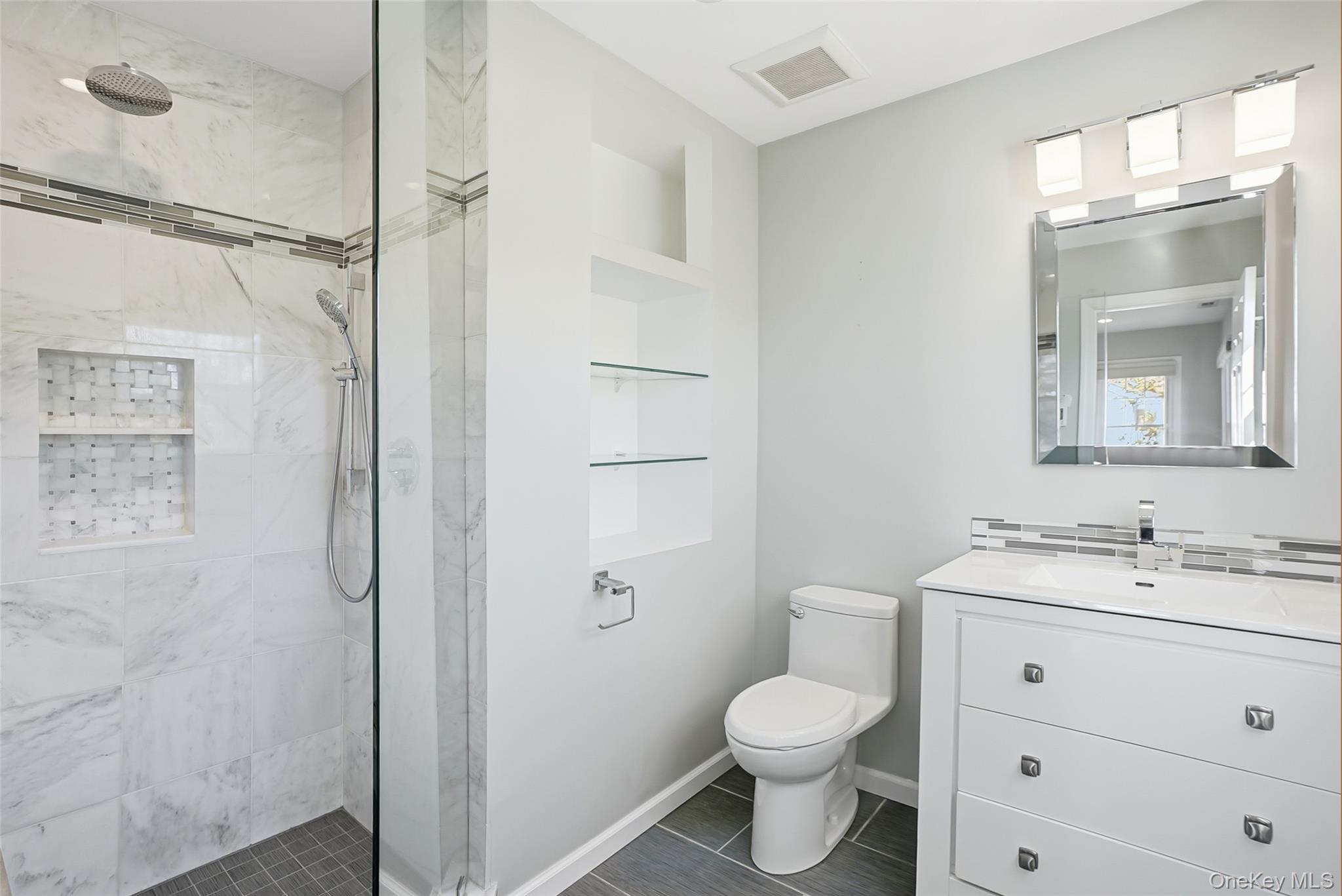 28 Brookridge Court, Rye Brook, NY 10573