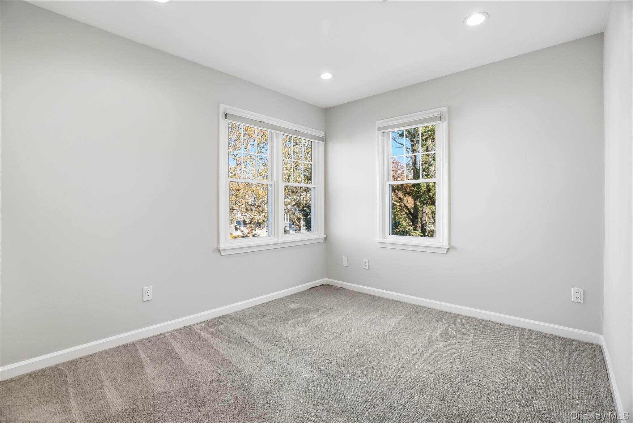 28 Brookridge Court, Rye Brook, NY 10573