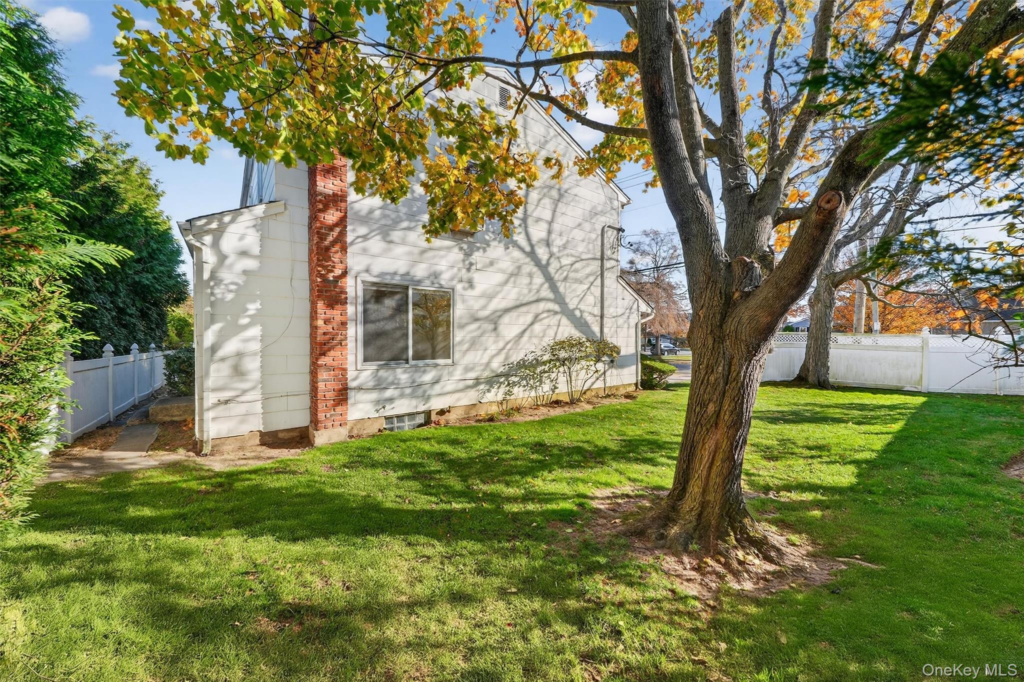 603 Foxhurst Road, Baldwin, NY 11510