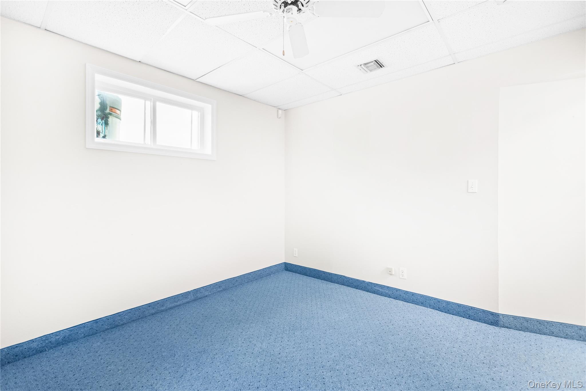 146 S Country Road # 5, Bellport Village, NY 11713