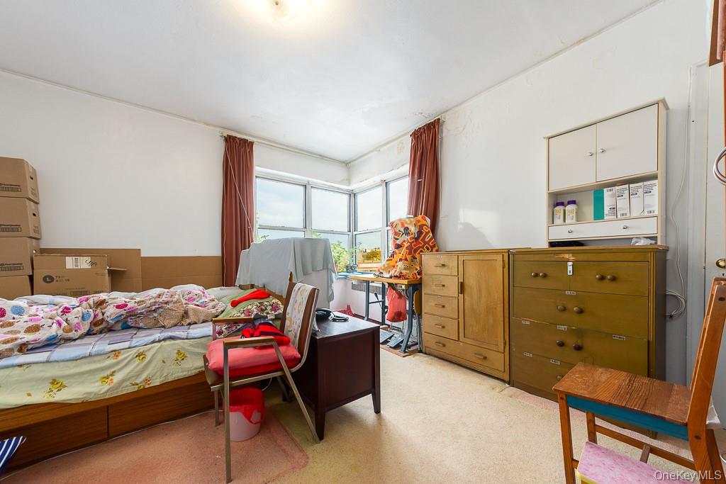 111-50 75th # A44, Forest Hills, NY 11375