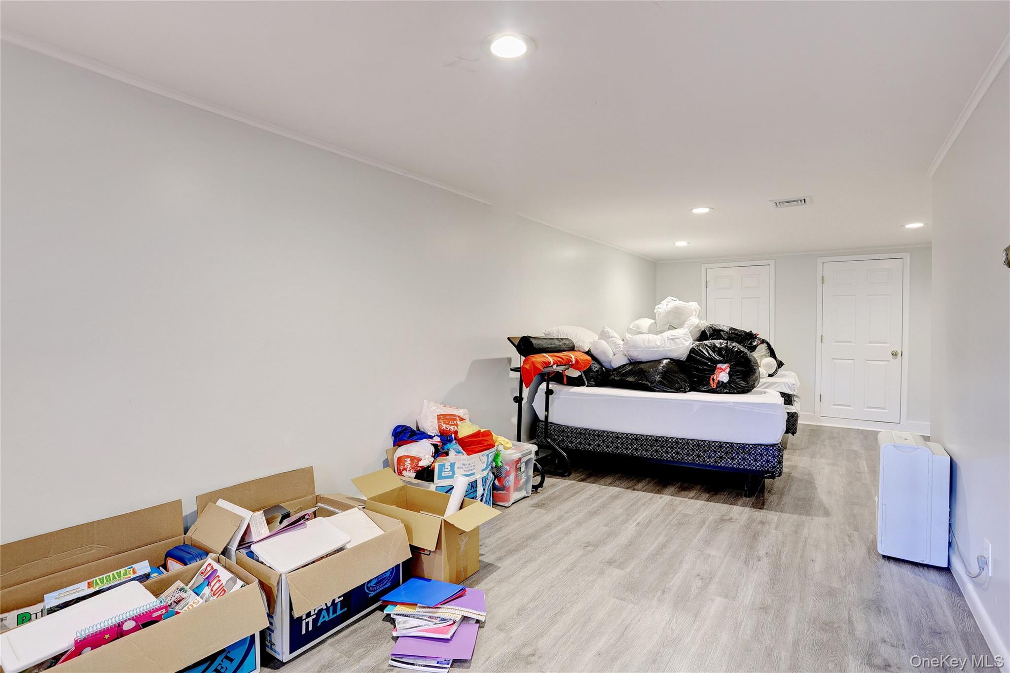 7 Hawk Street, Chestnut Ridge, NY 10977