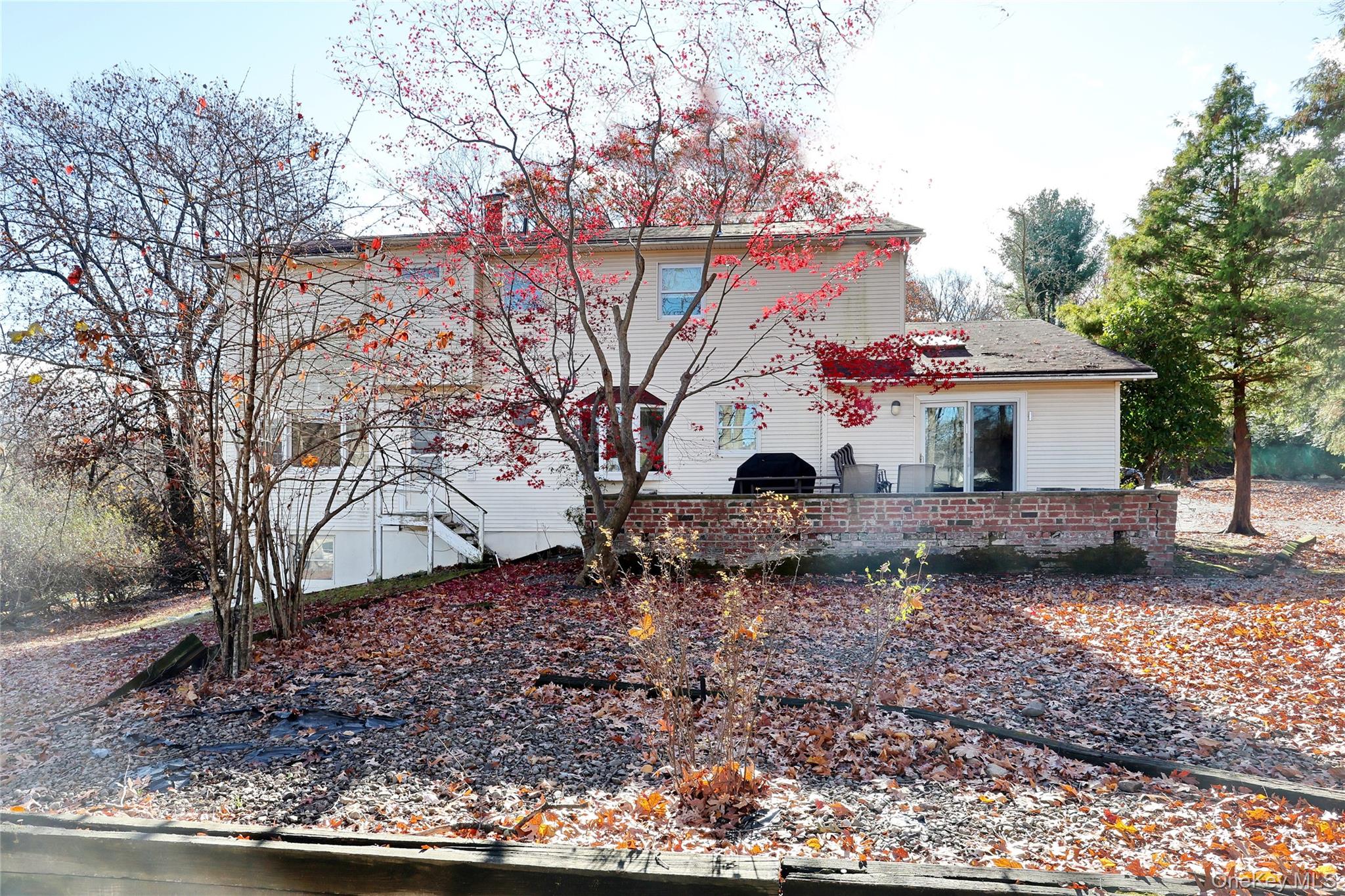 7 Hawk Street, Chestnut Ridge, NY 10977