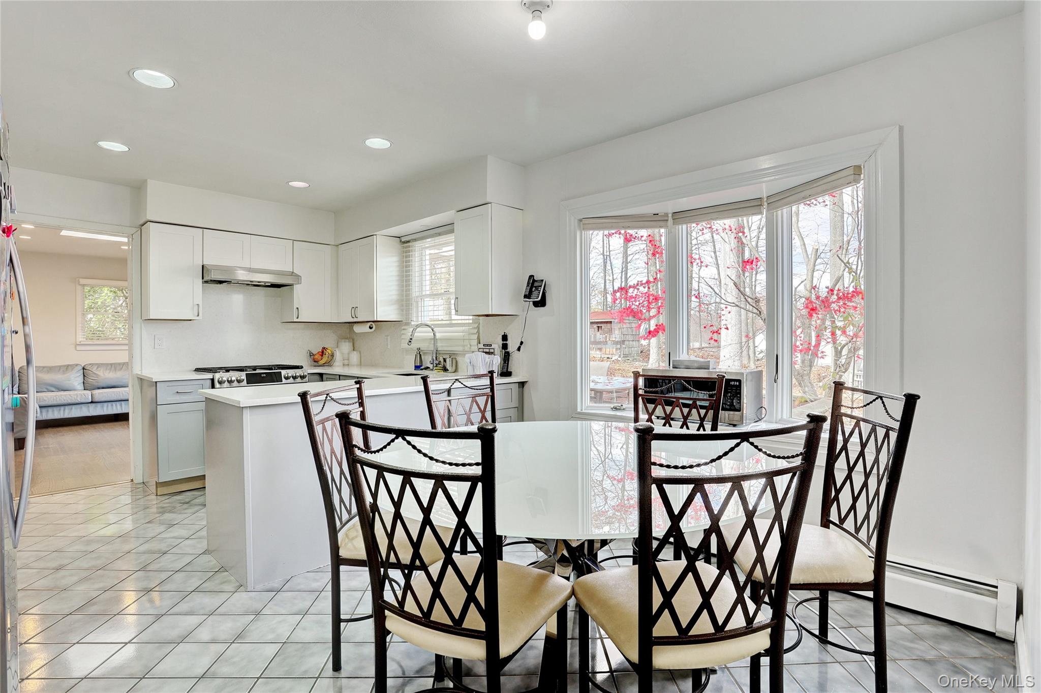 7 Hawk Street, Chestnut Ridge, NY 10977