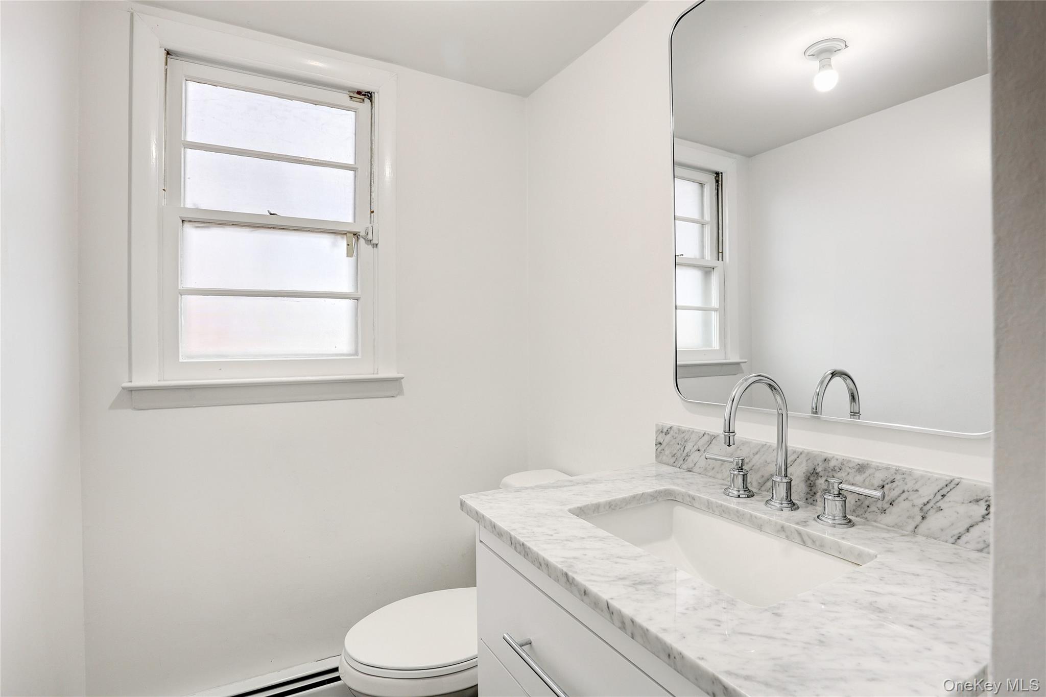 7 Hawk Street, Chestnut Ridge, NY 10977