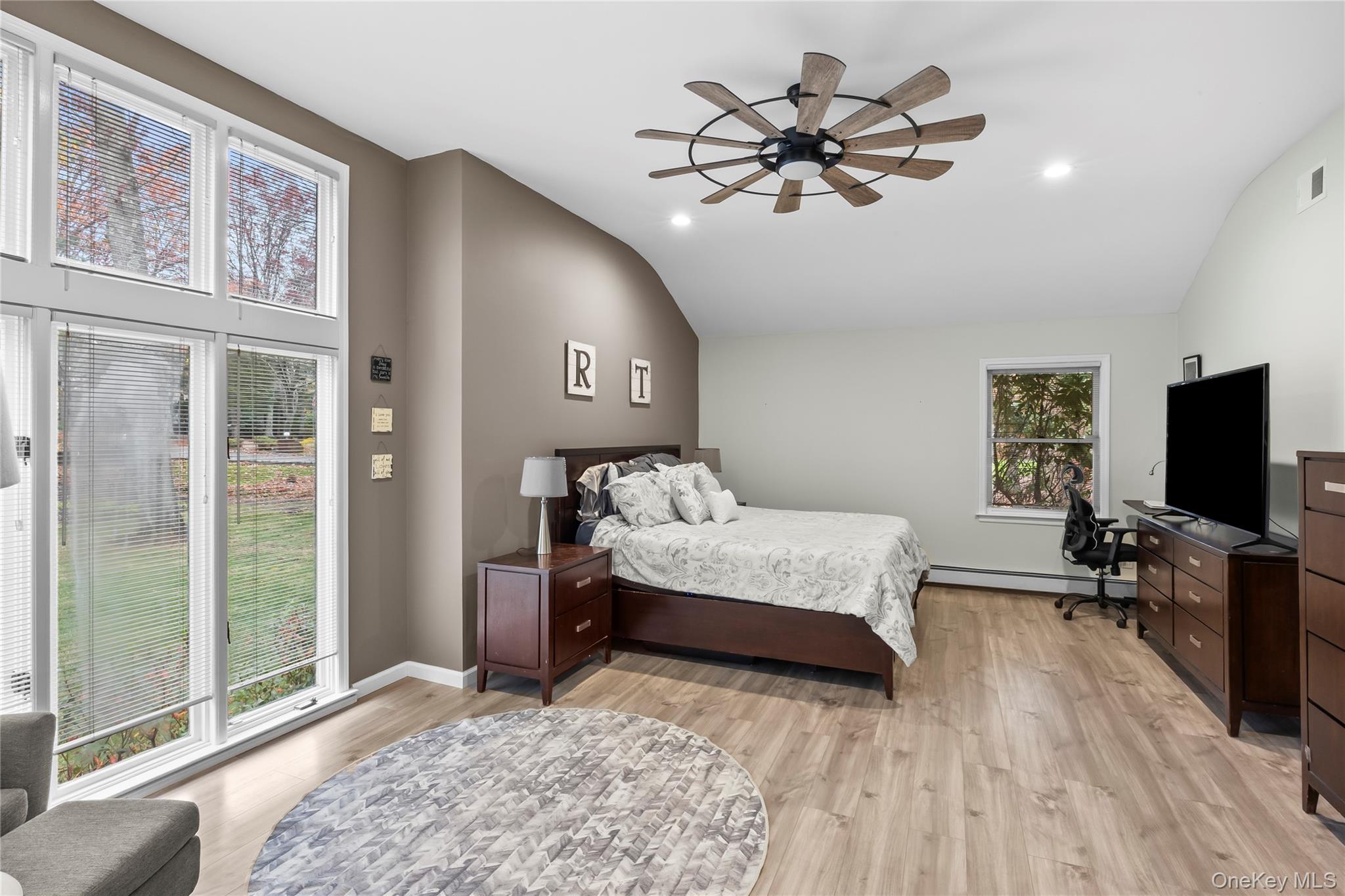 142 Landing Meadow Road, Smithtown, NY 11787