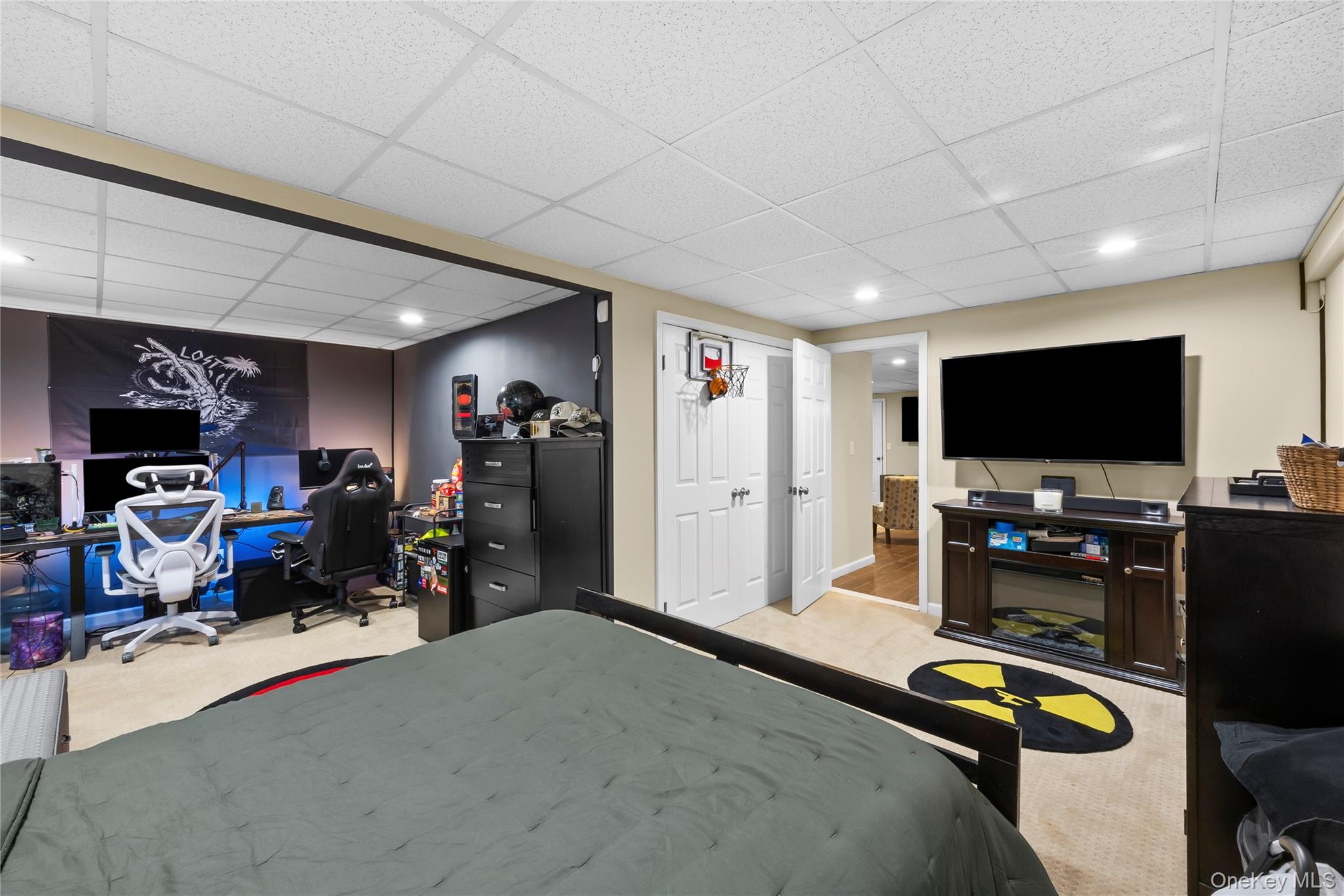 142 Landing Meadow Road, Smithtown, NY 11787