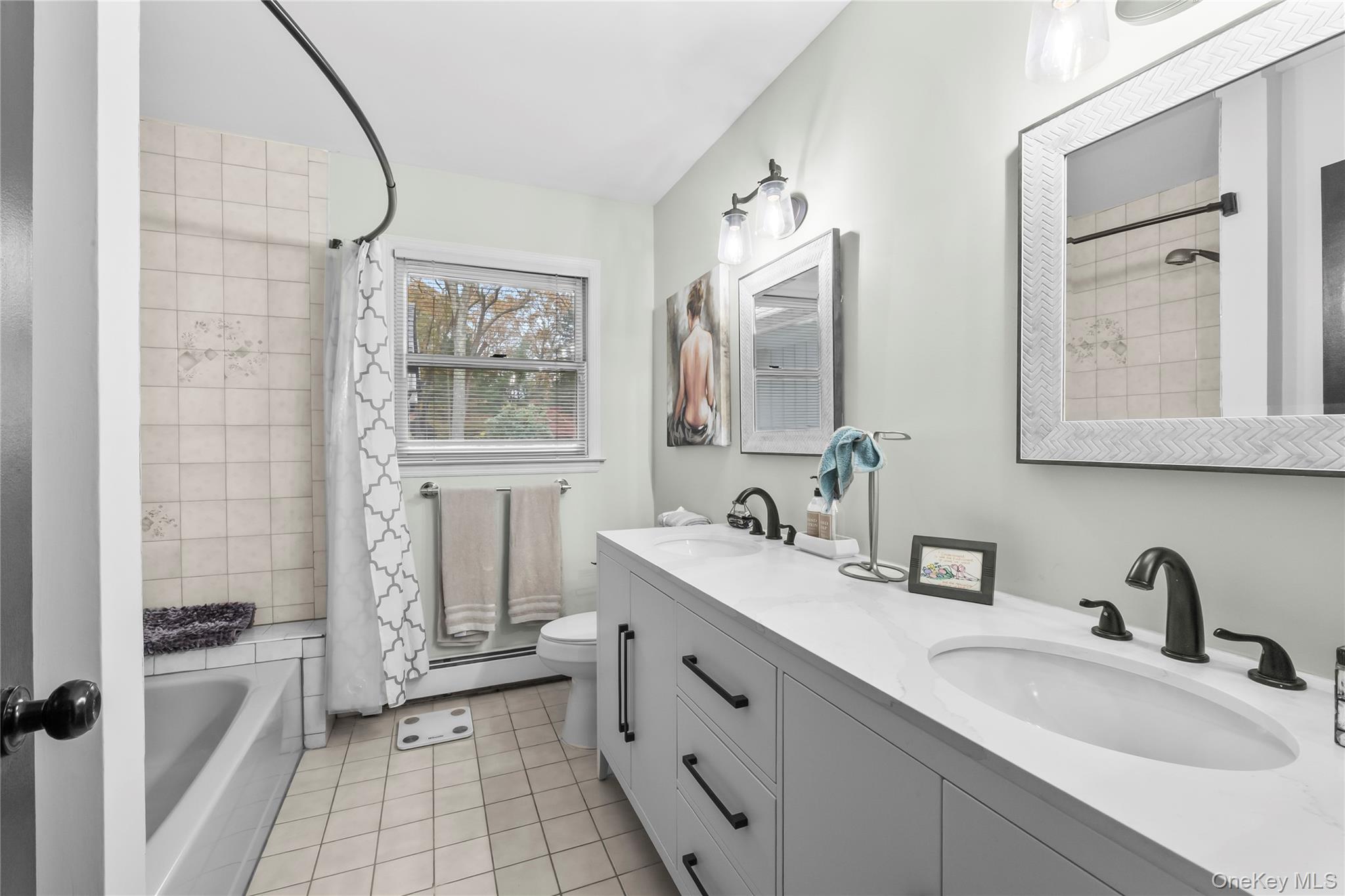 142 Landing Meadow Road, Smithtown, NY 11787