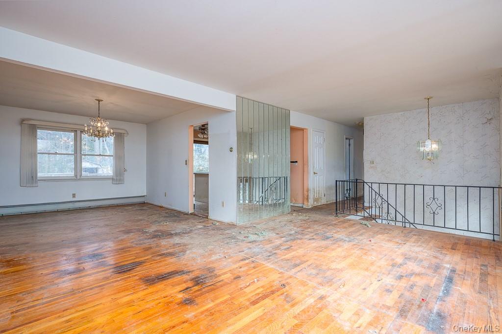 2 Deborah Lane, Valley Cottage, NY 10989